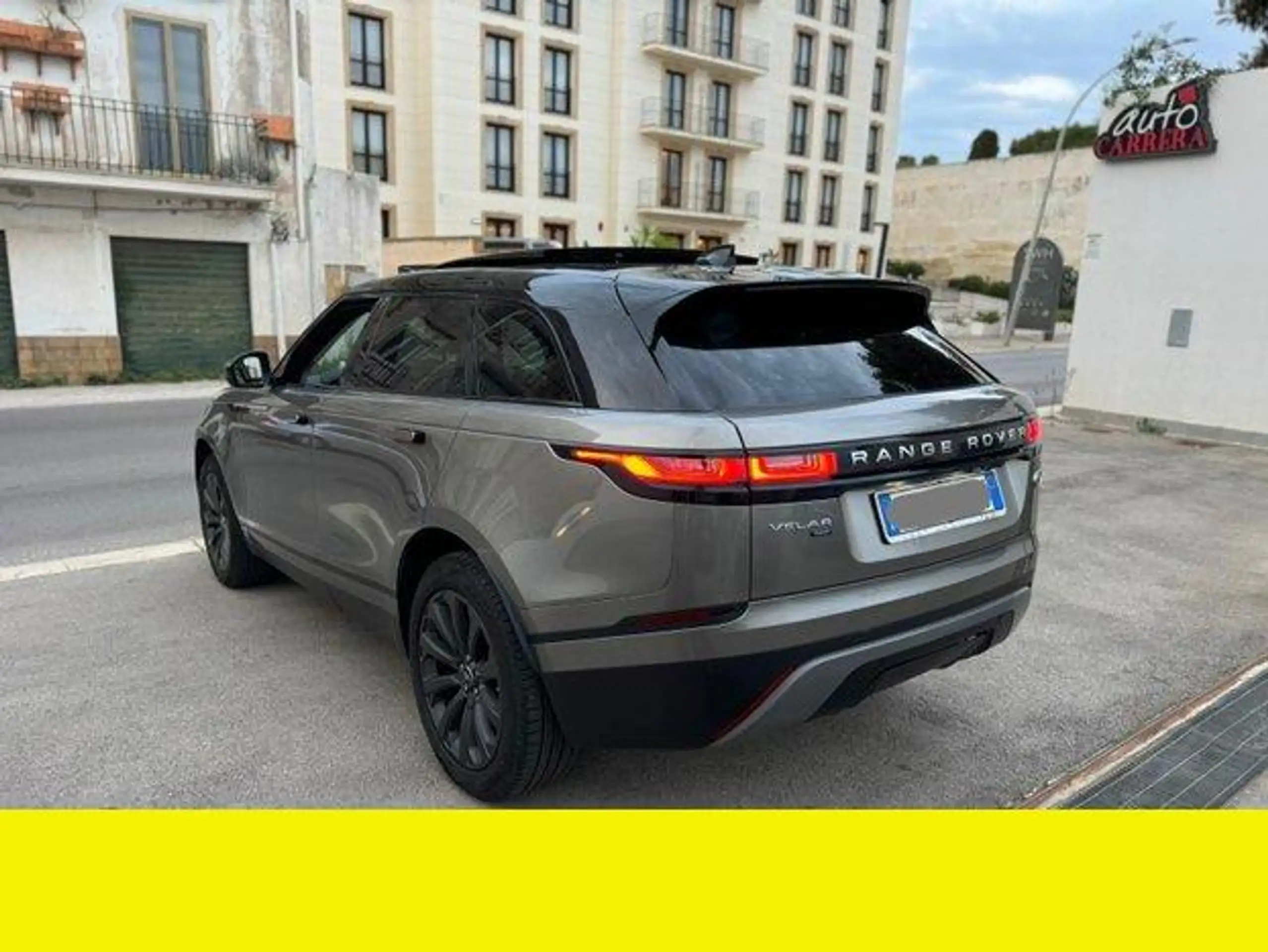 Land Rover - Range Rover Velar