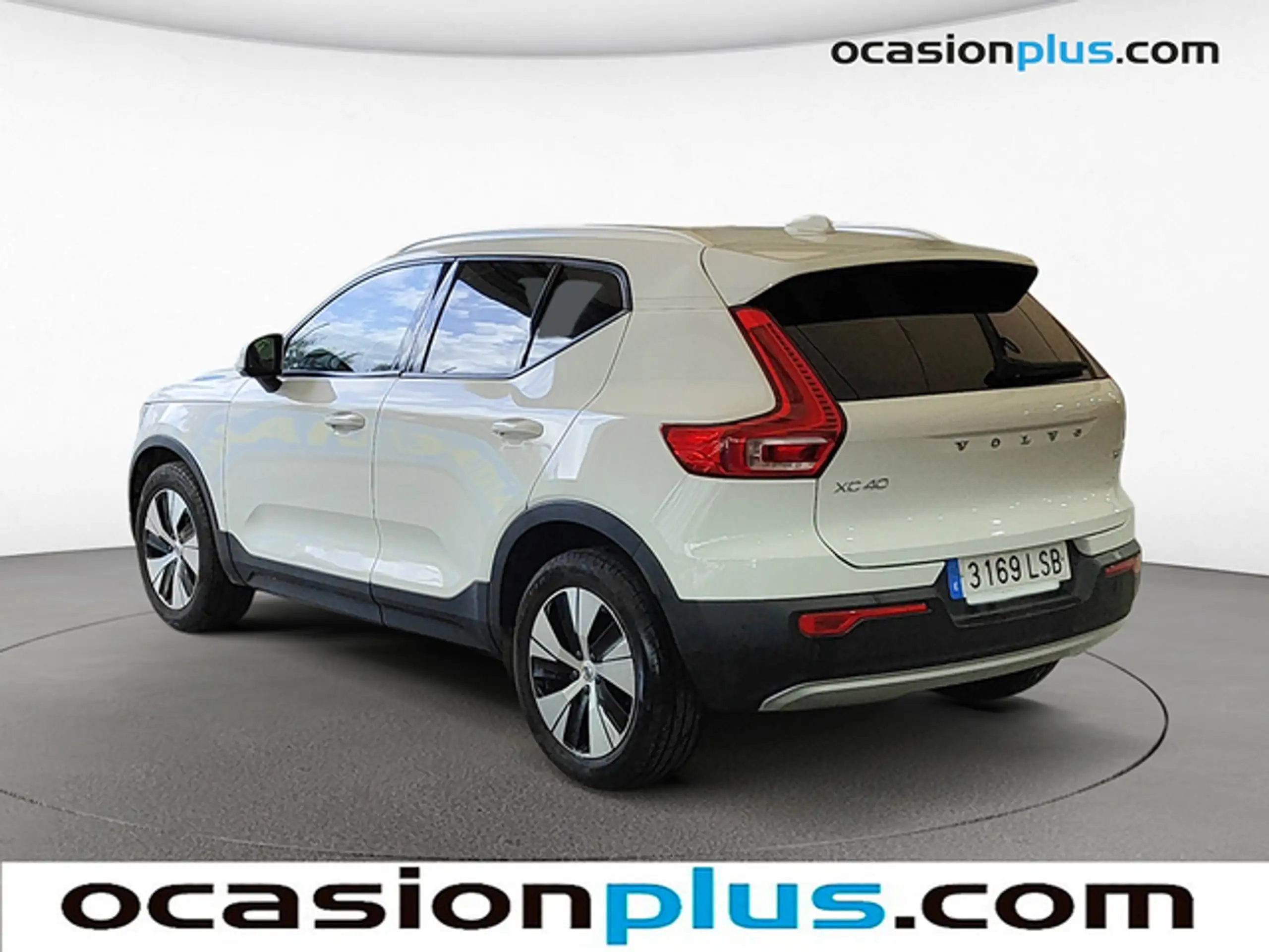 Volvo - XC40