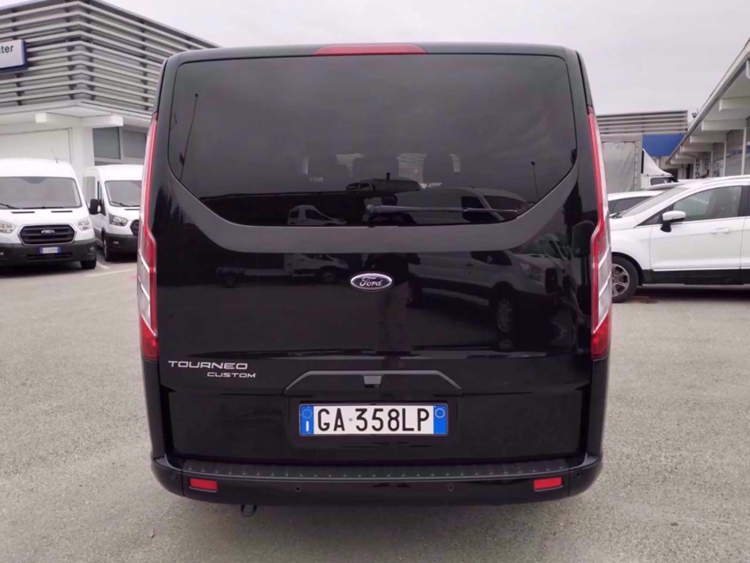 Ford - Tourneo Custom