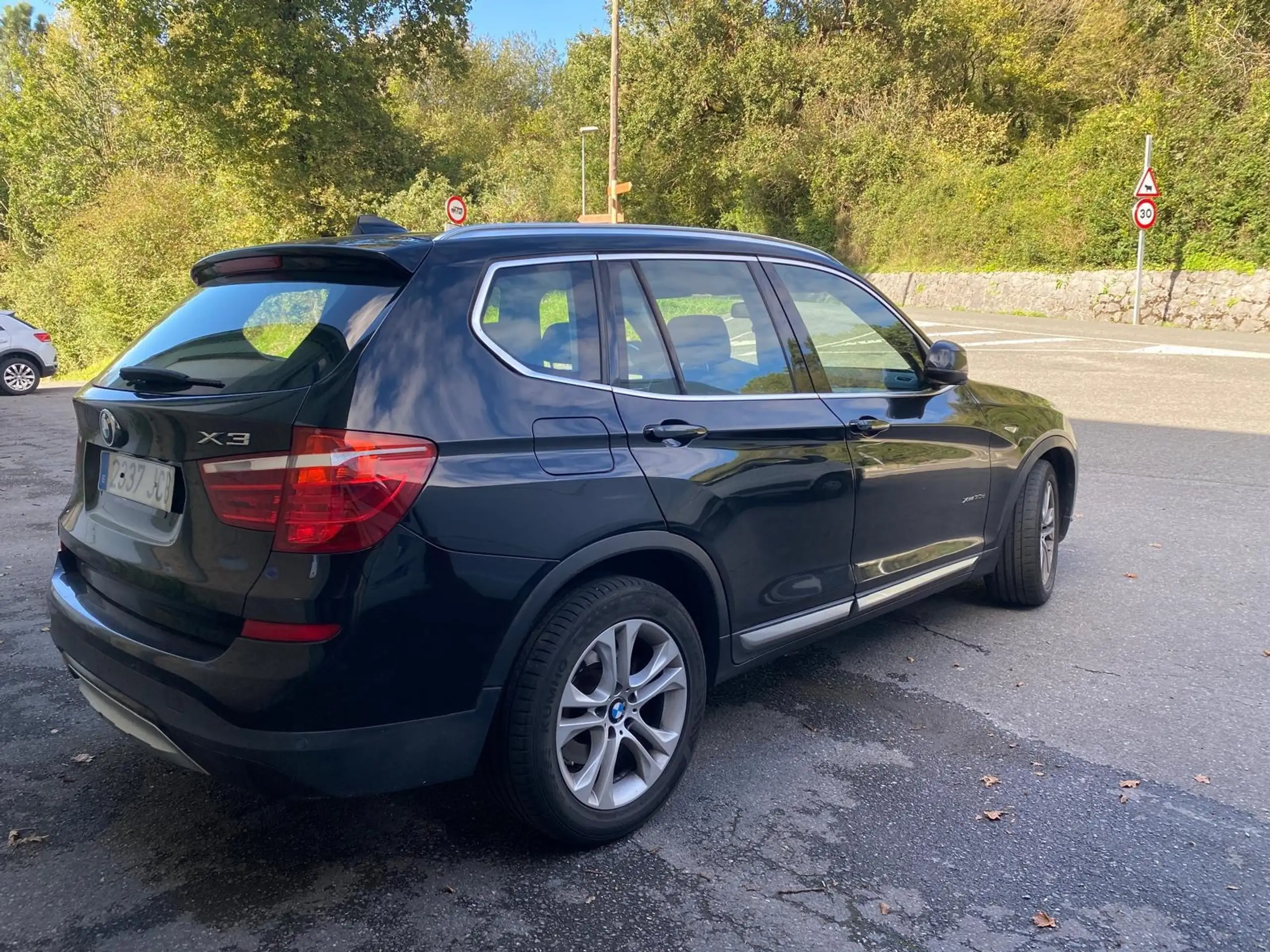 BMW - X3