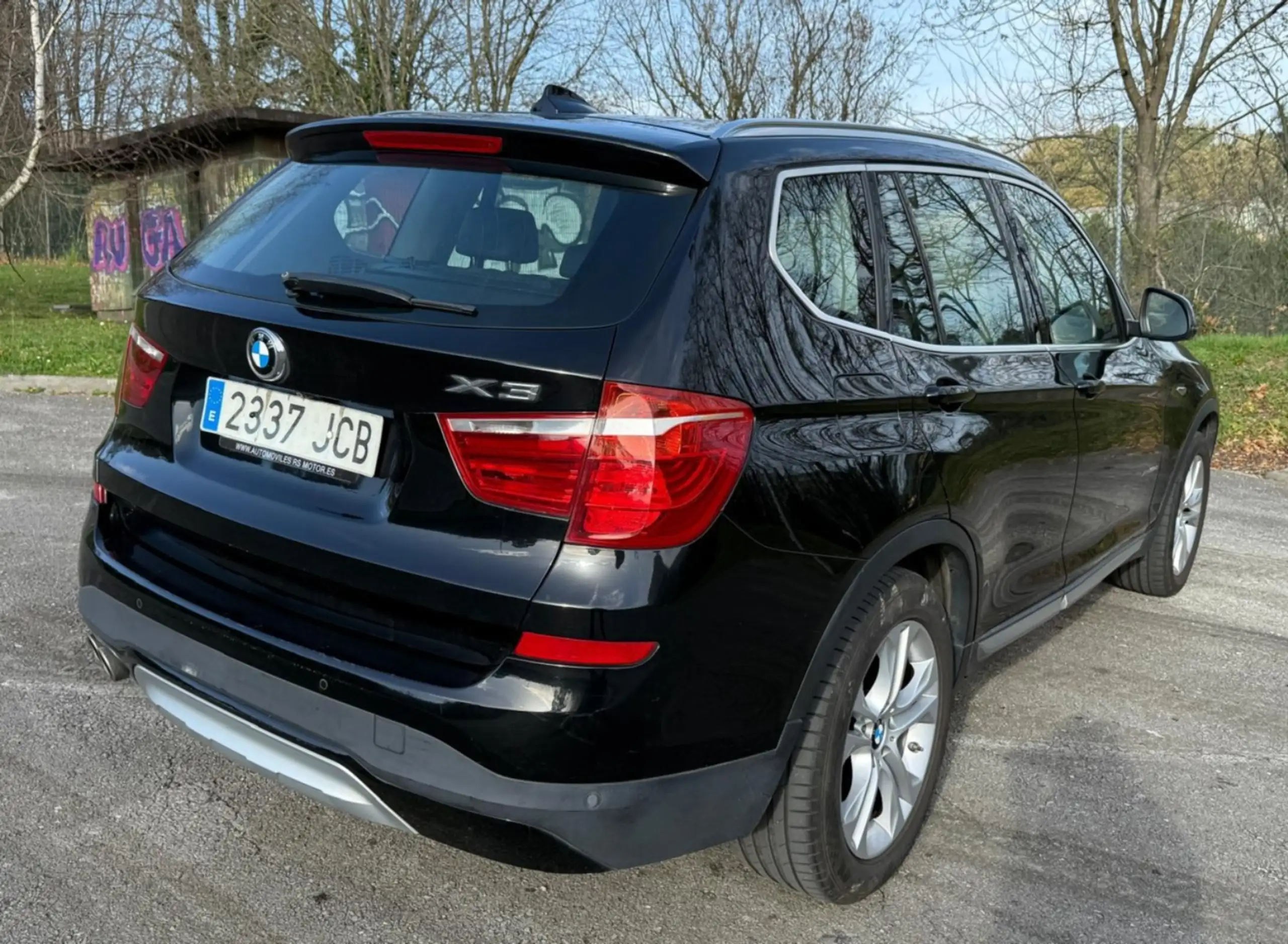 BMW - X3