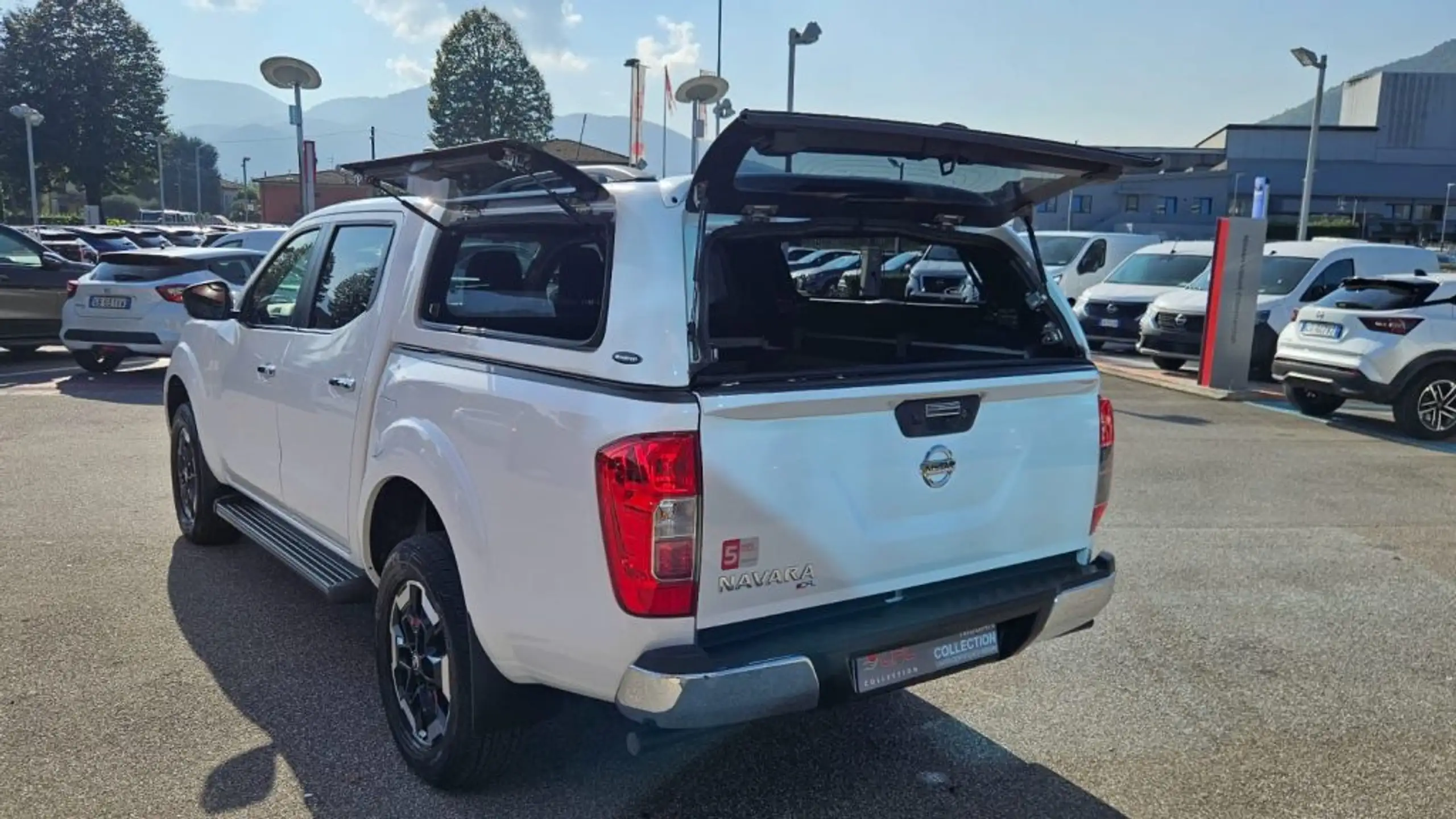 Nissan - Navara