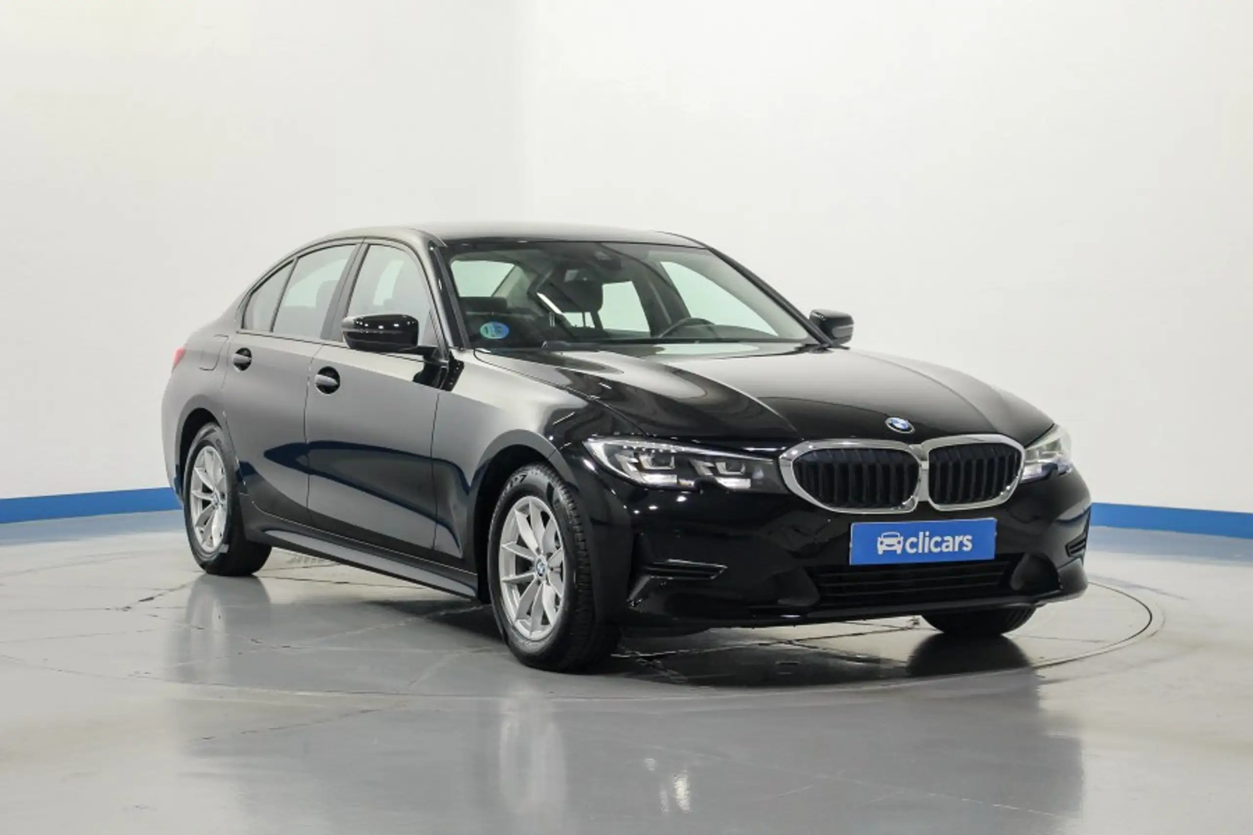 BMW - 318