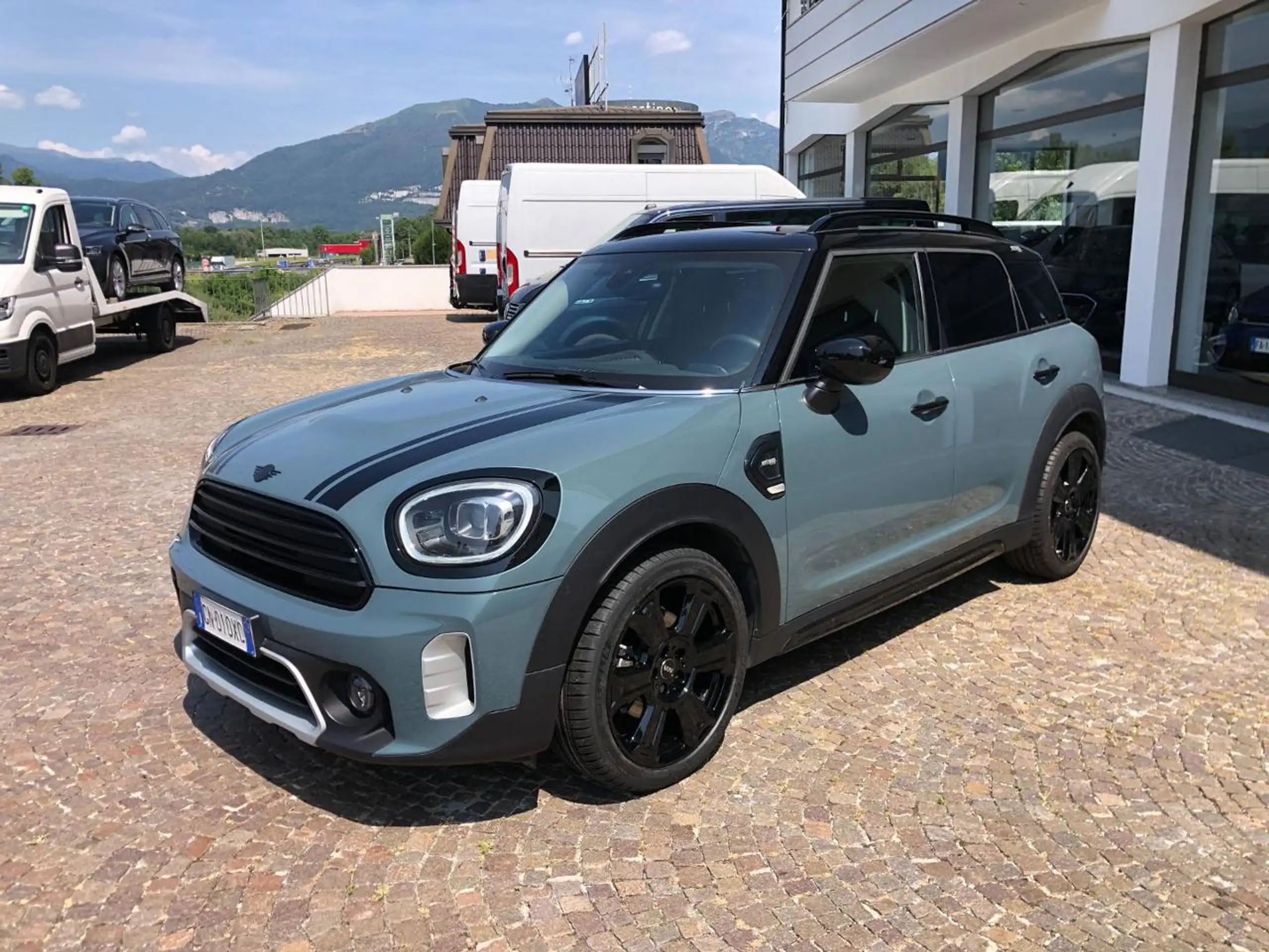 MINI - Cooper D Countryman