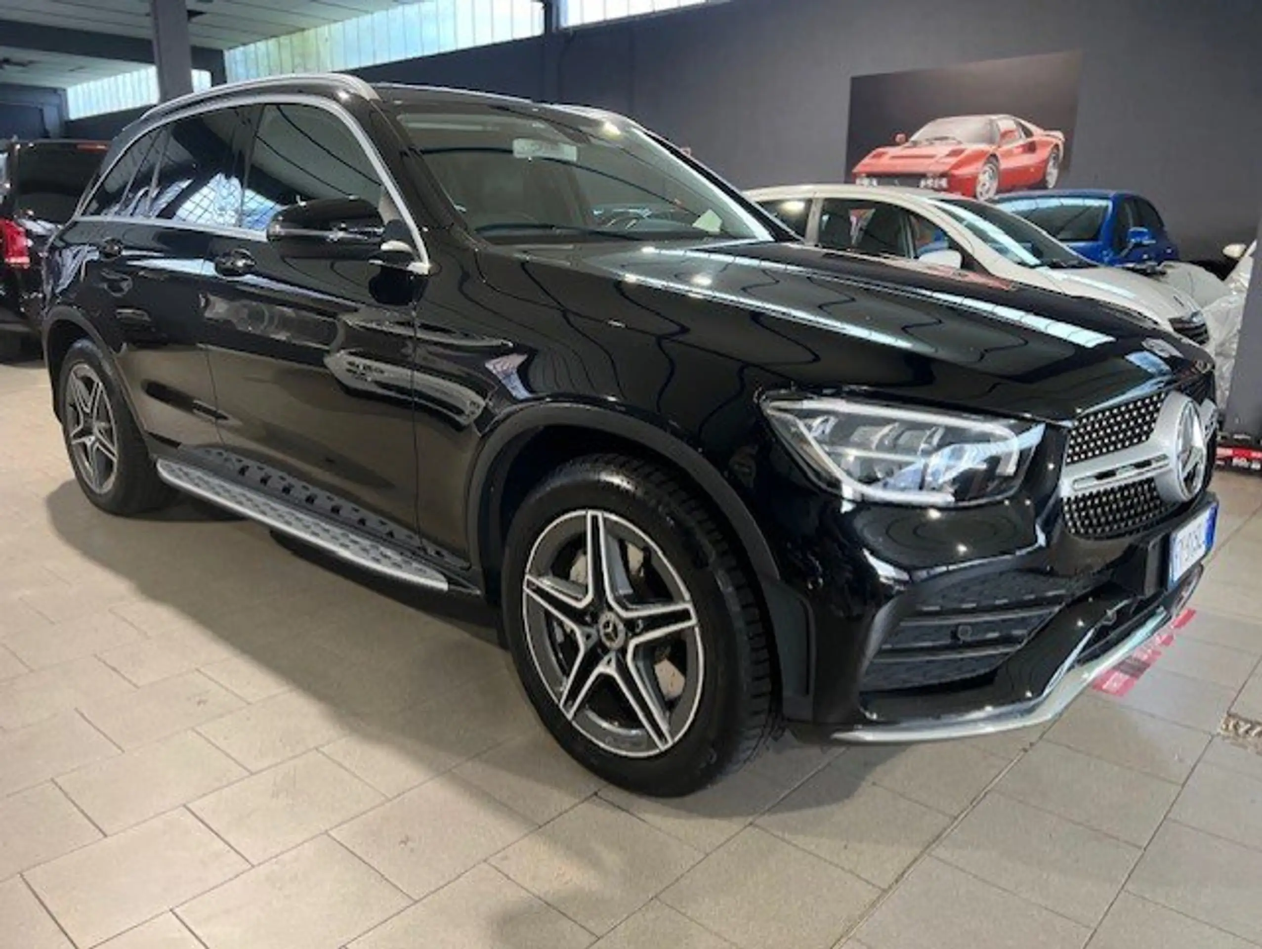 Mercedes-Benz - GLC 220