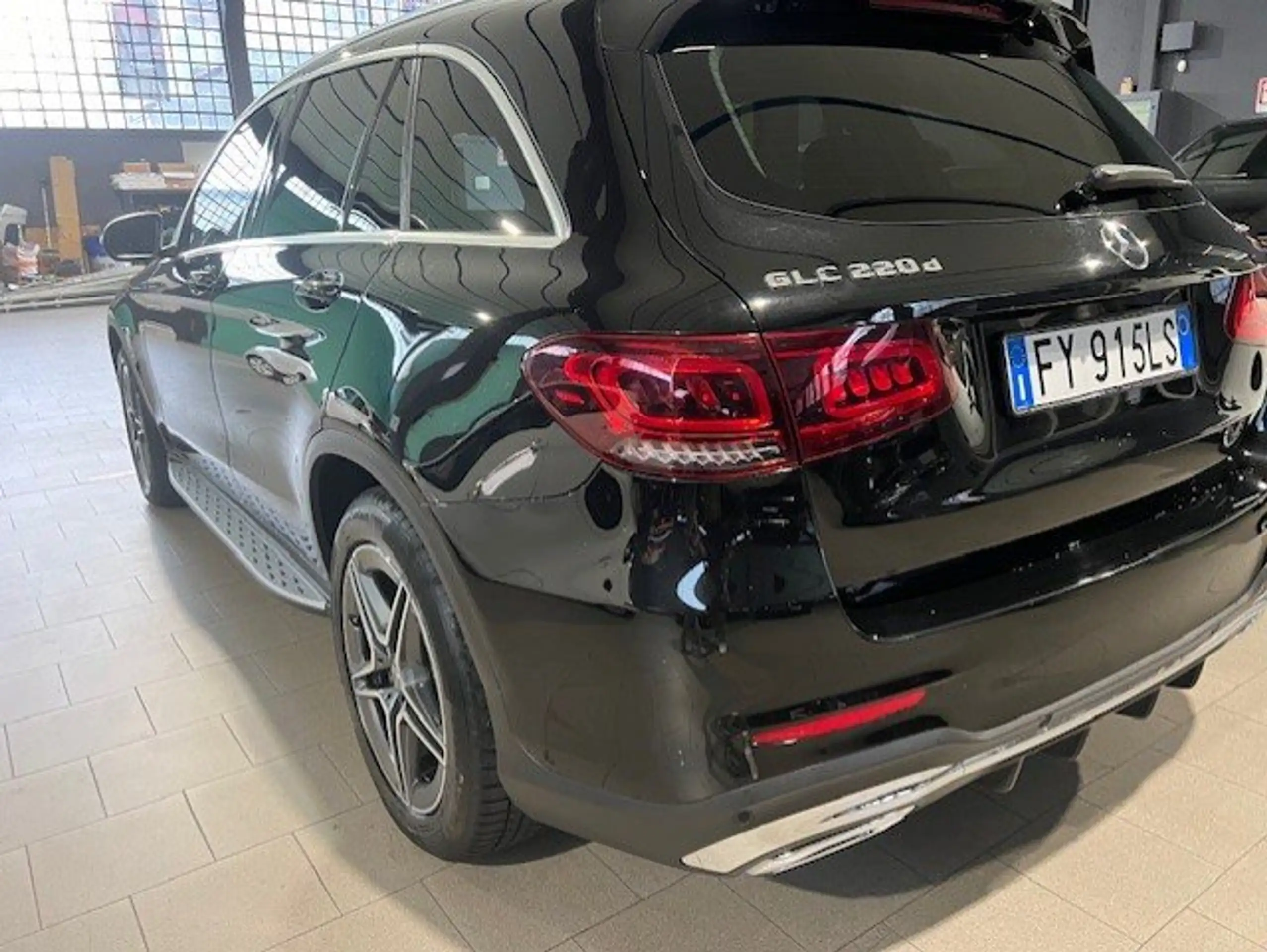 Mercedes-Benz - GLC 220