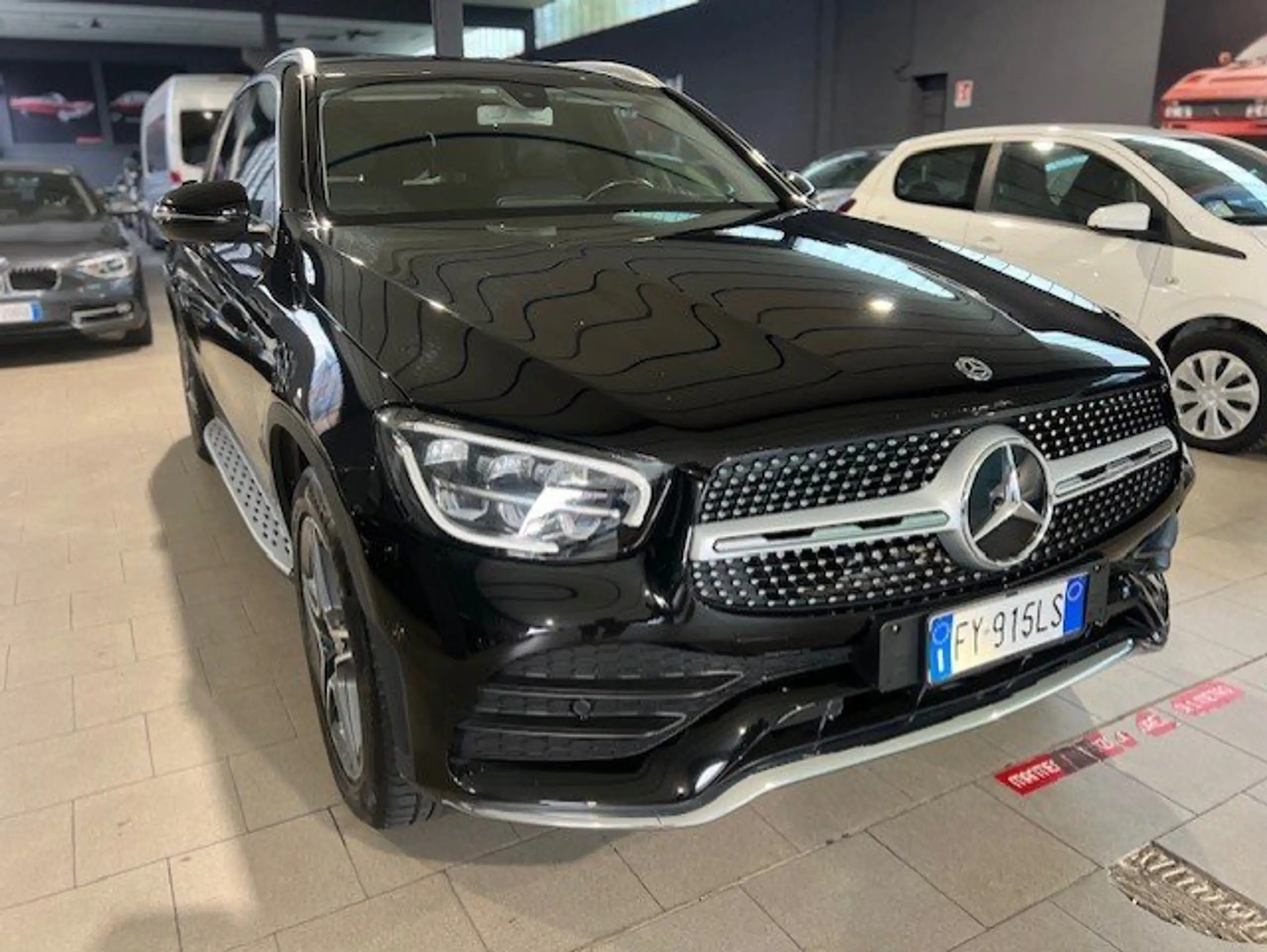 Mercedes-Benz - GLC 220