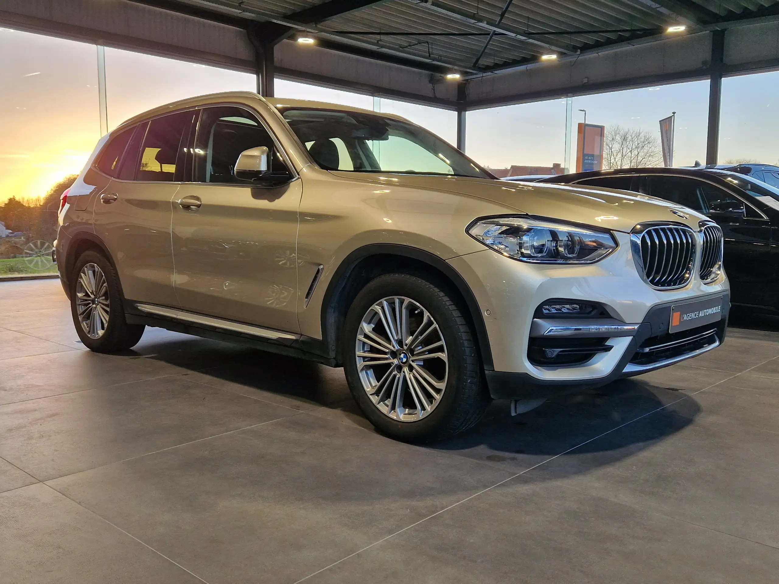 BMW - X3