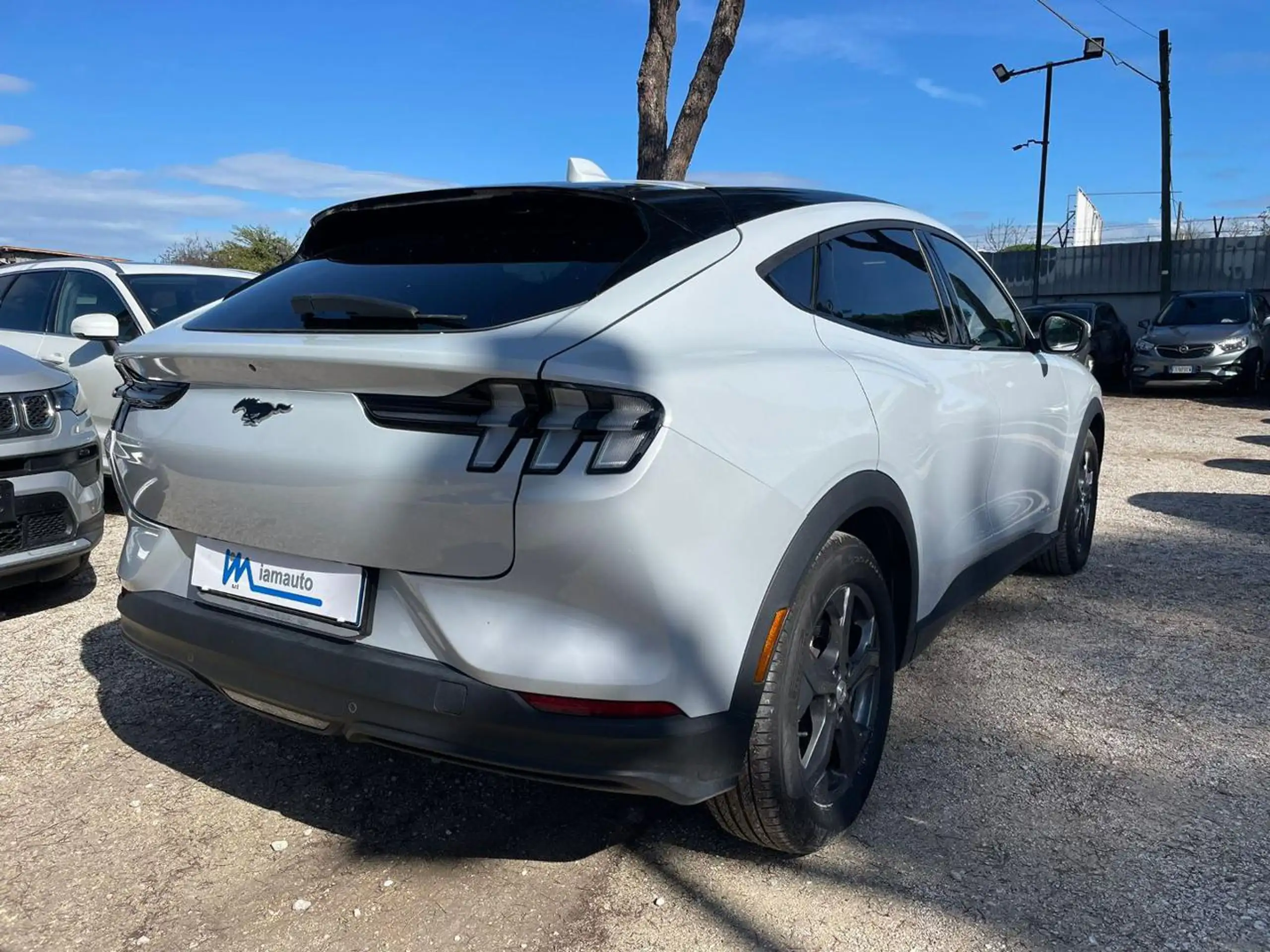 Ford - Mustang Mach-E