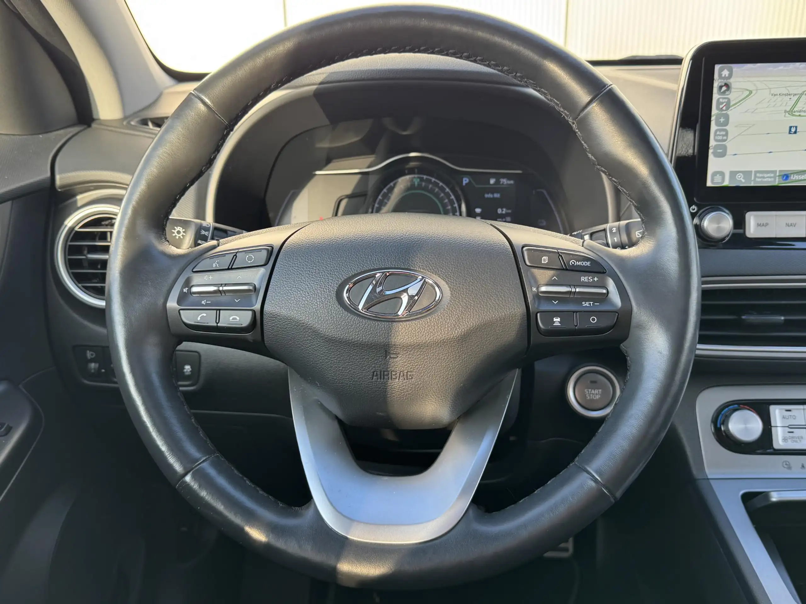 Hyundai - KONA