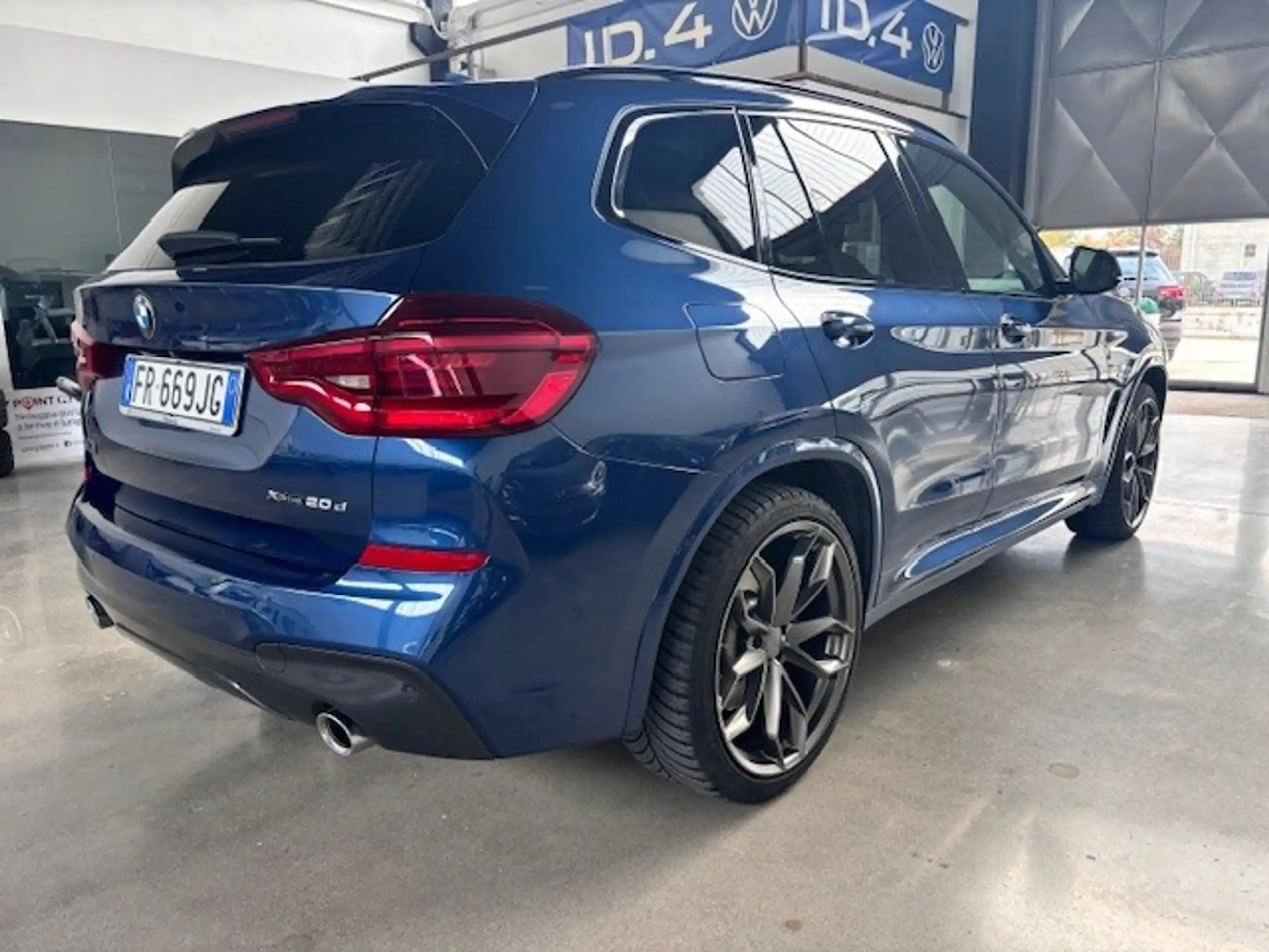 BMW - X3