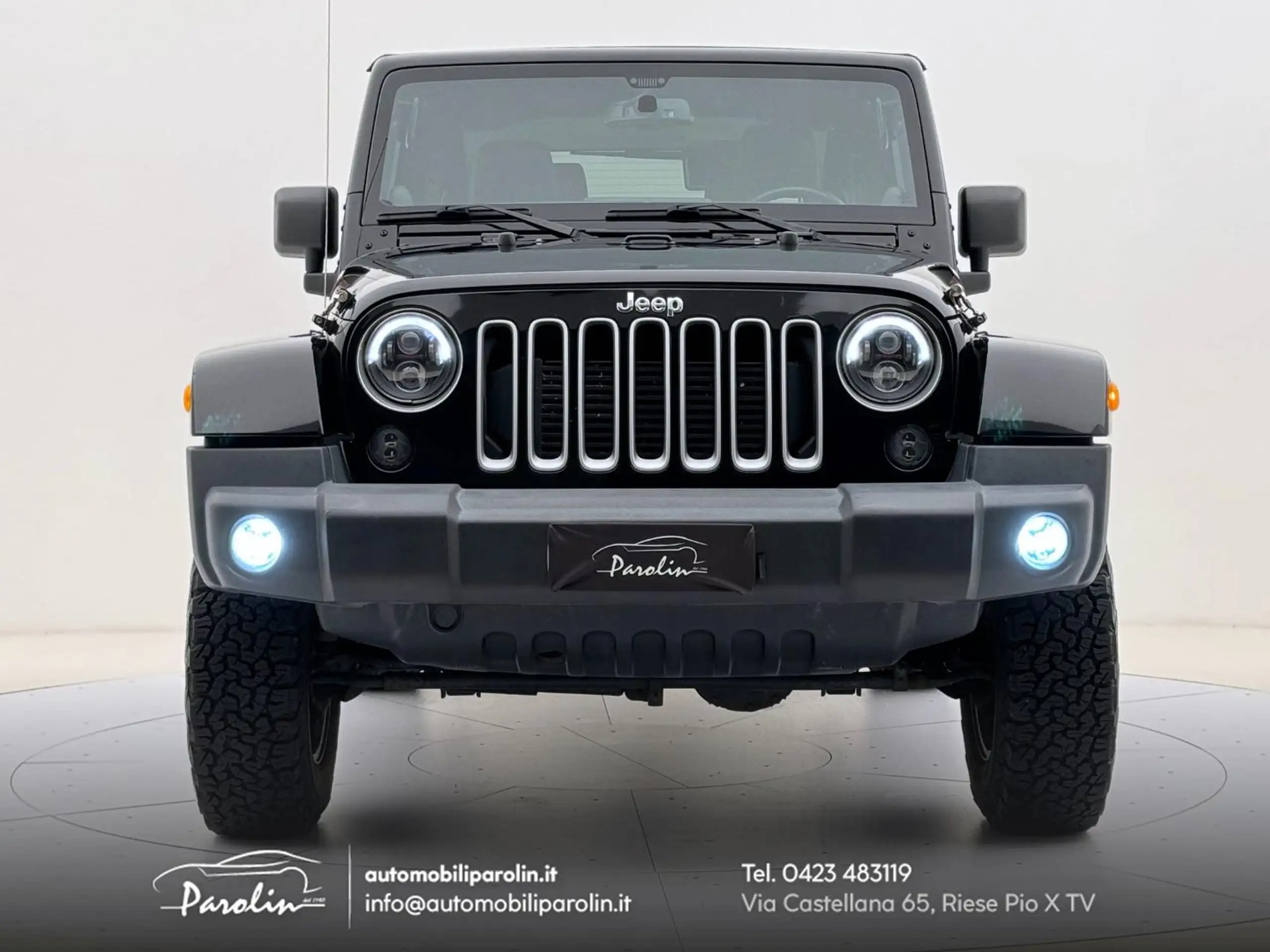 Jeep - Wrangler