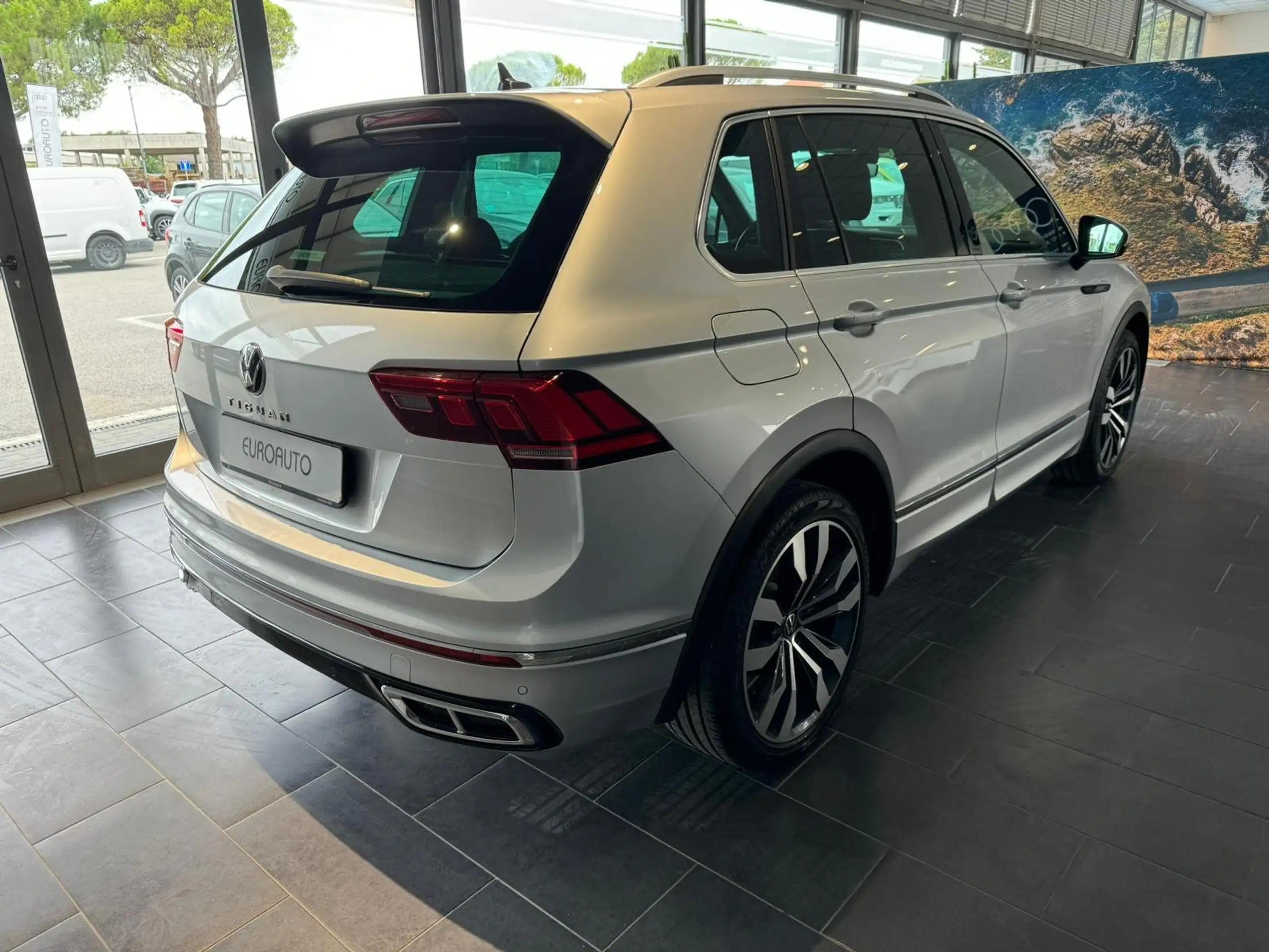 Volkswagen - Tiguan