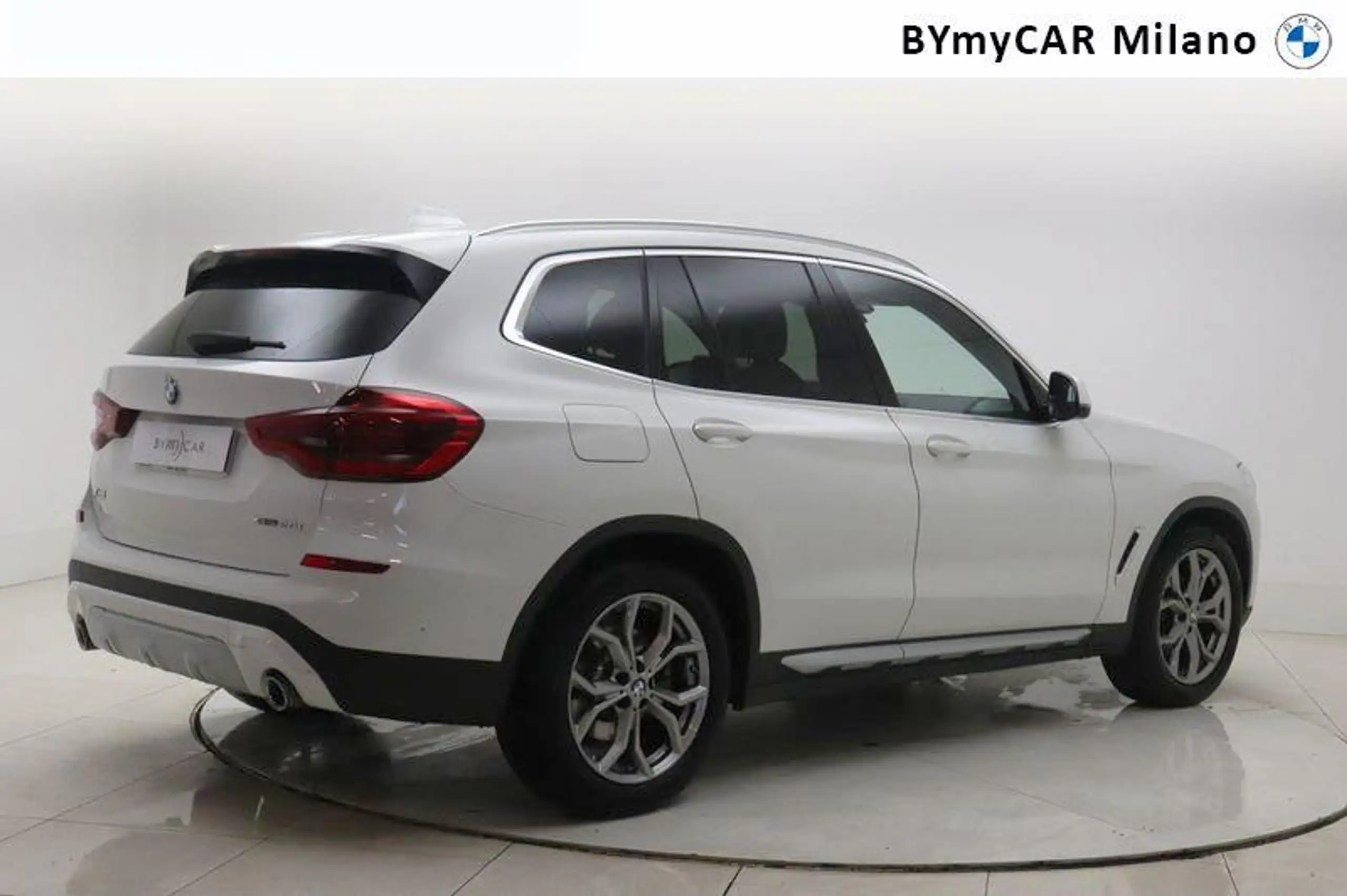 BMW - X3