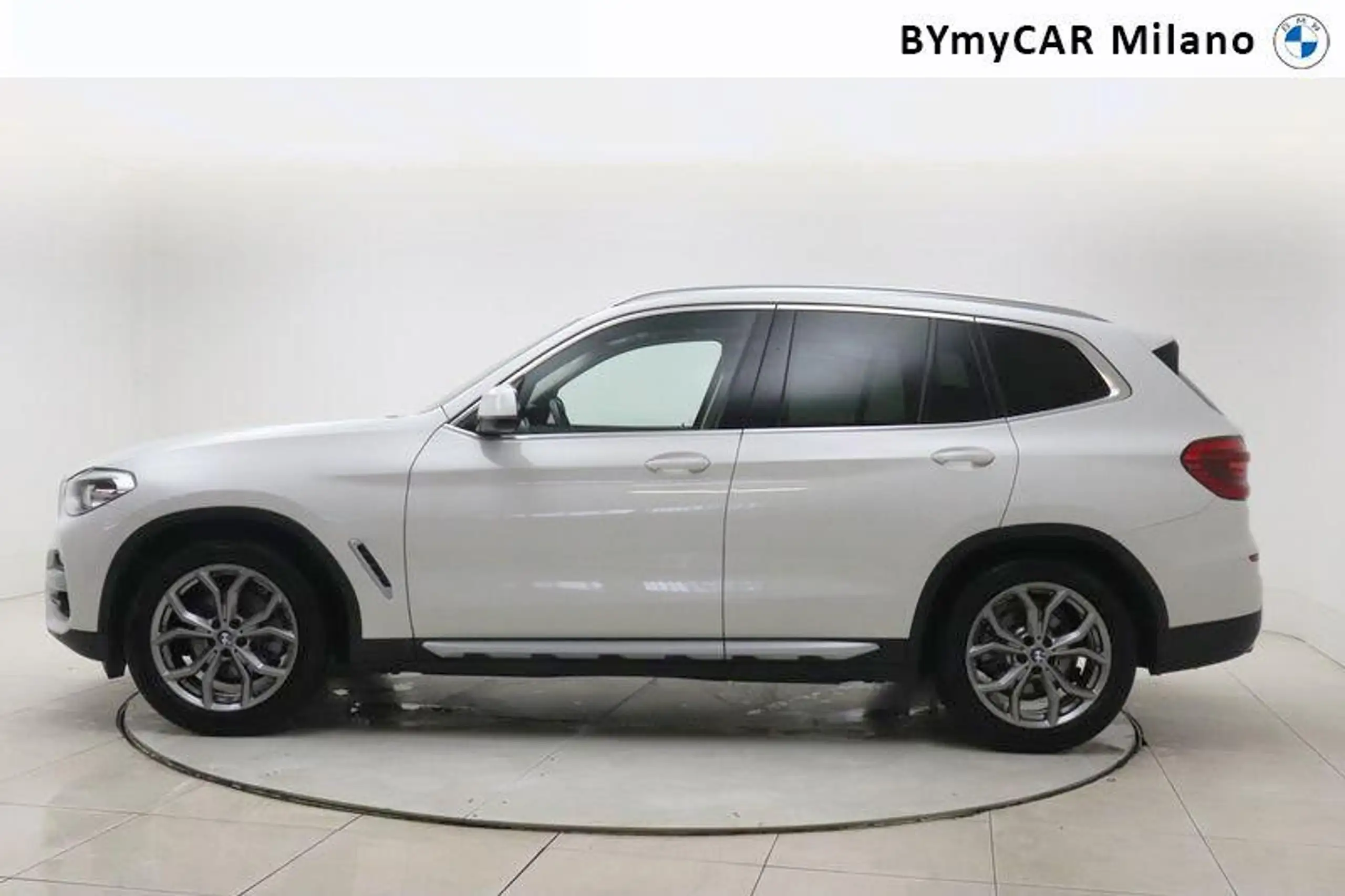 BMW - X3