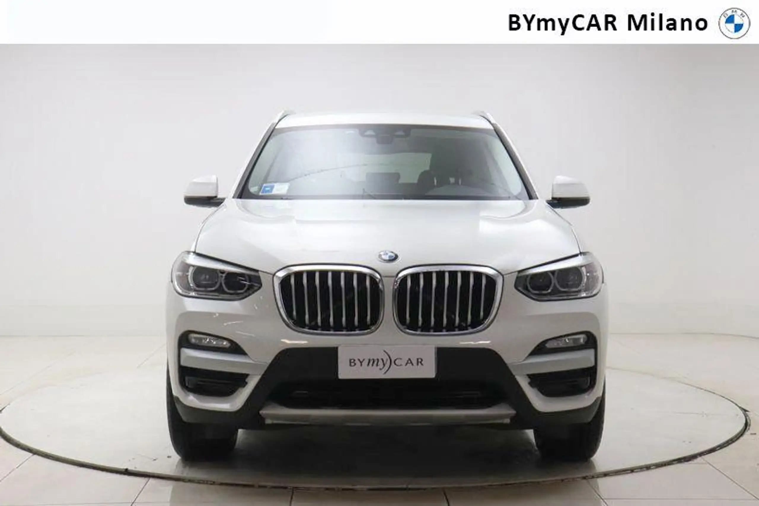 BMW - X3