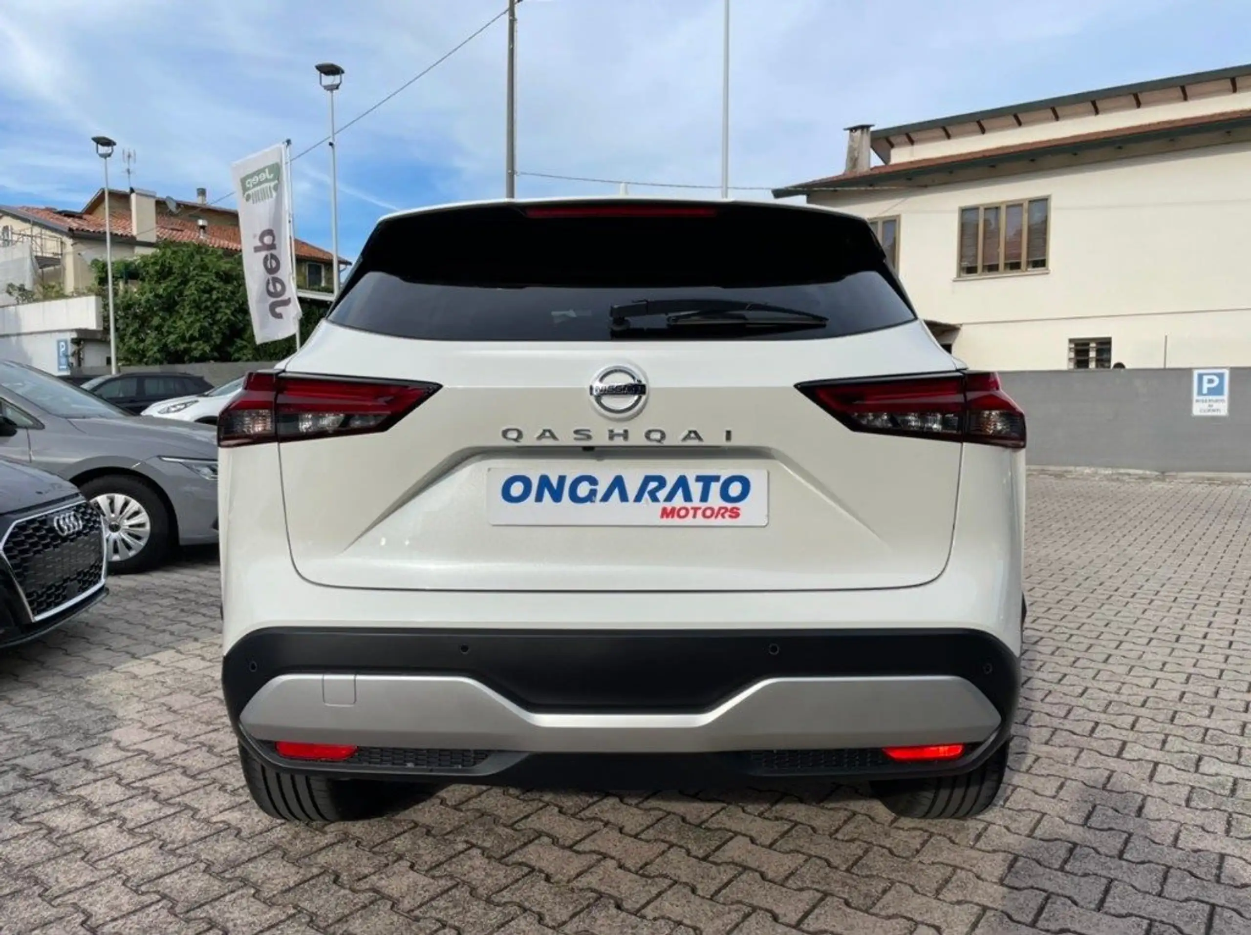 Nissan - Qashqai