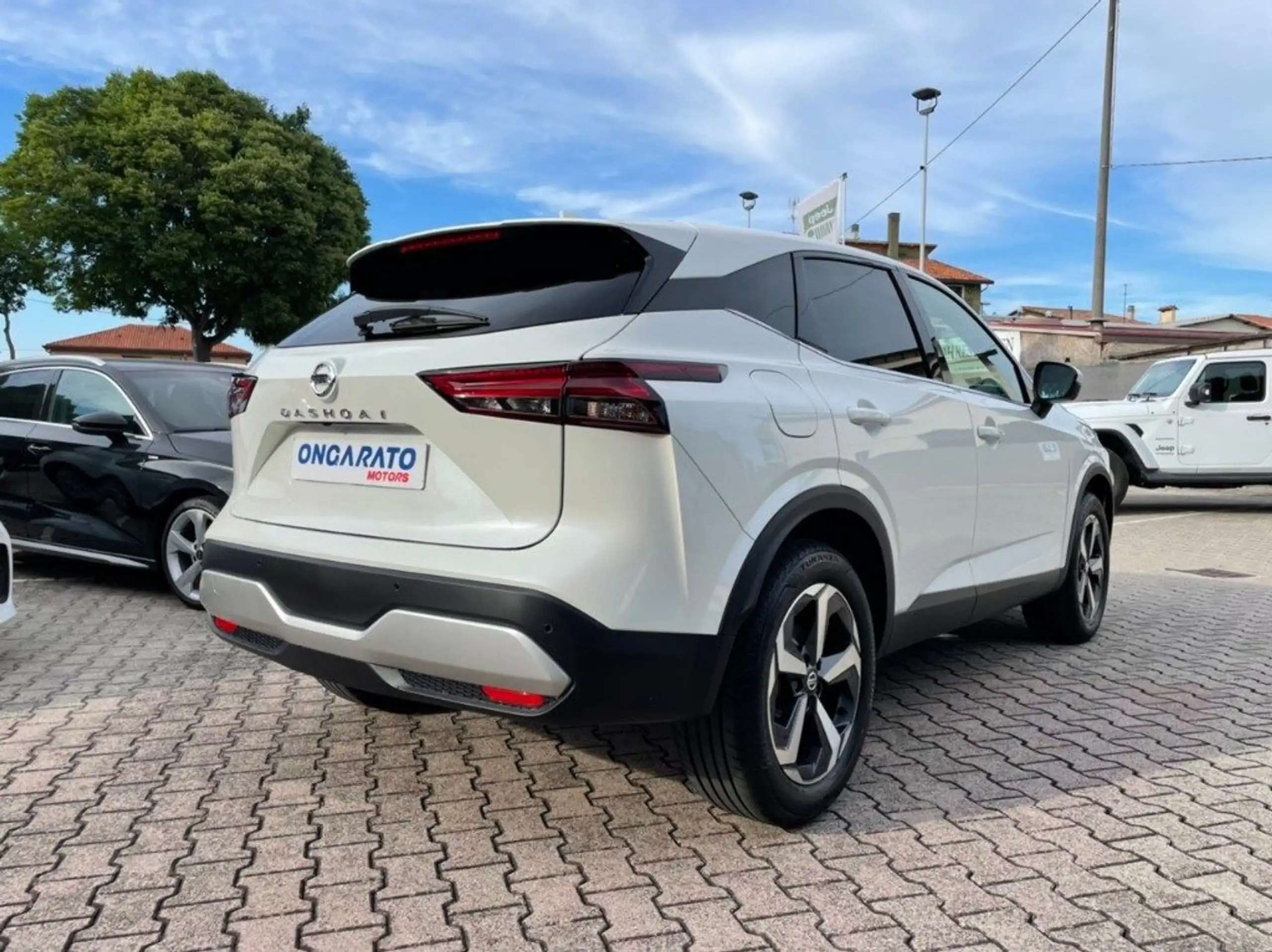 Nissan - Qashqai