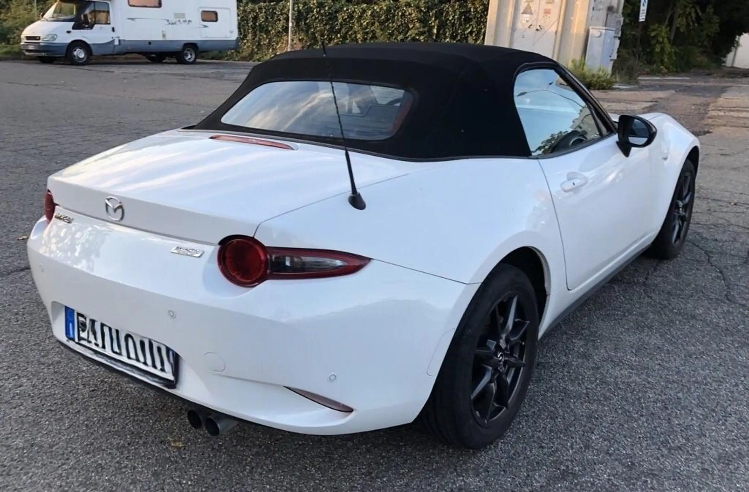 Mazda - MX-5