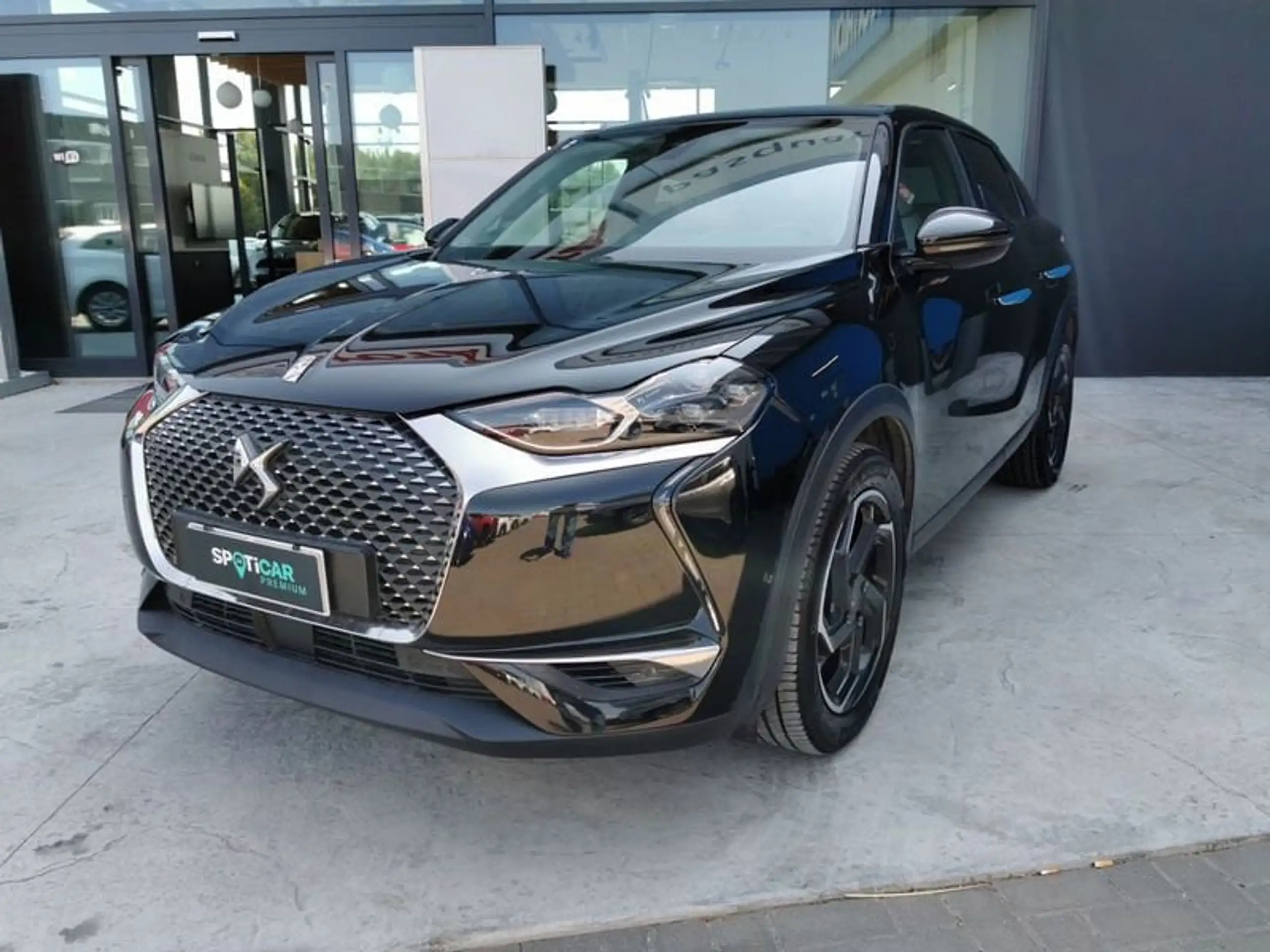 DS Automobiles - DS 3