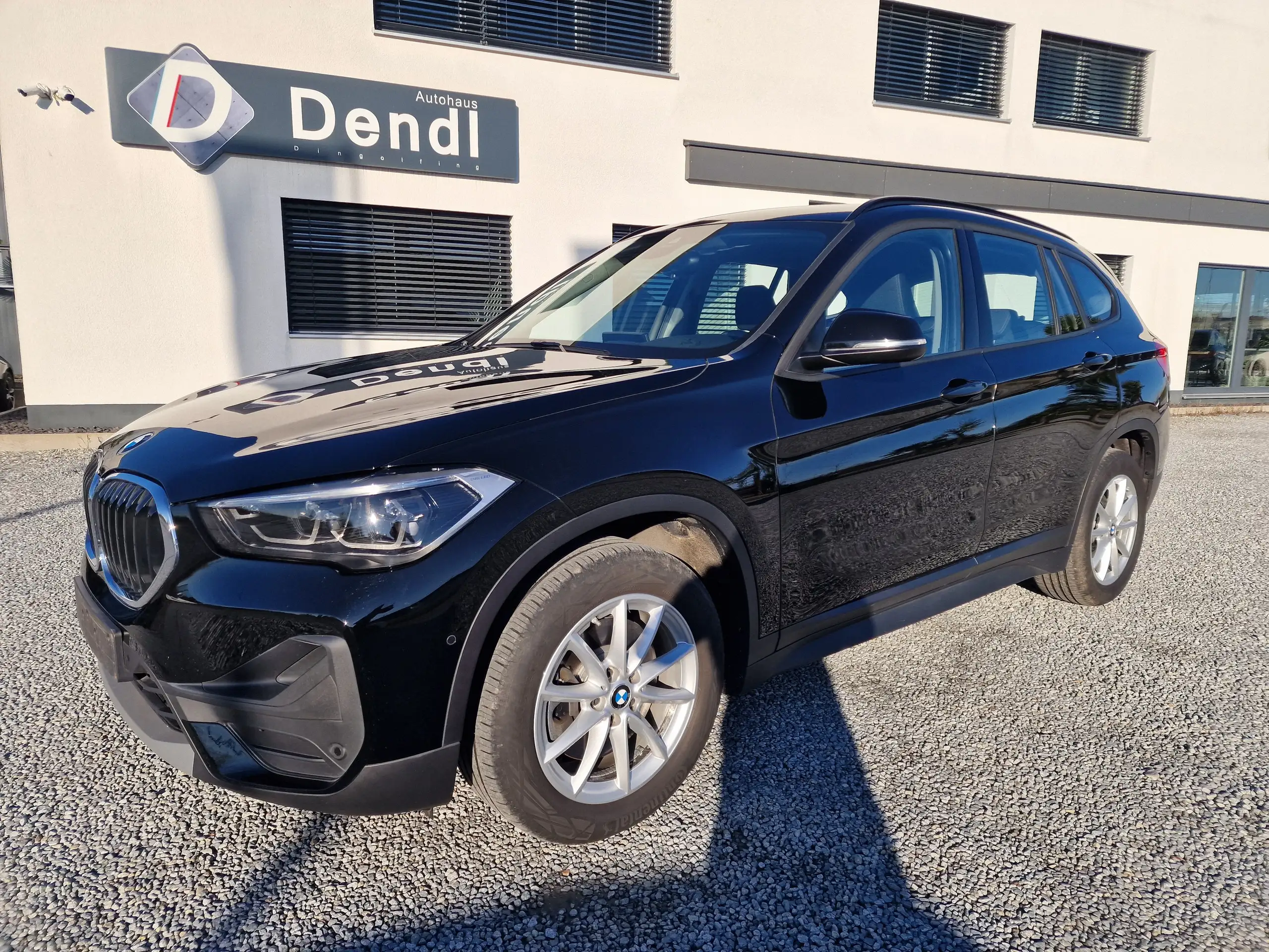 BMW - X1