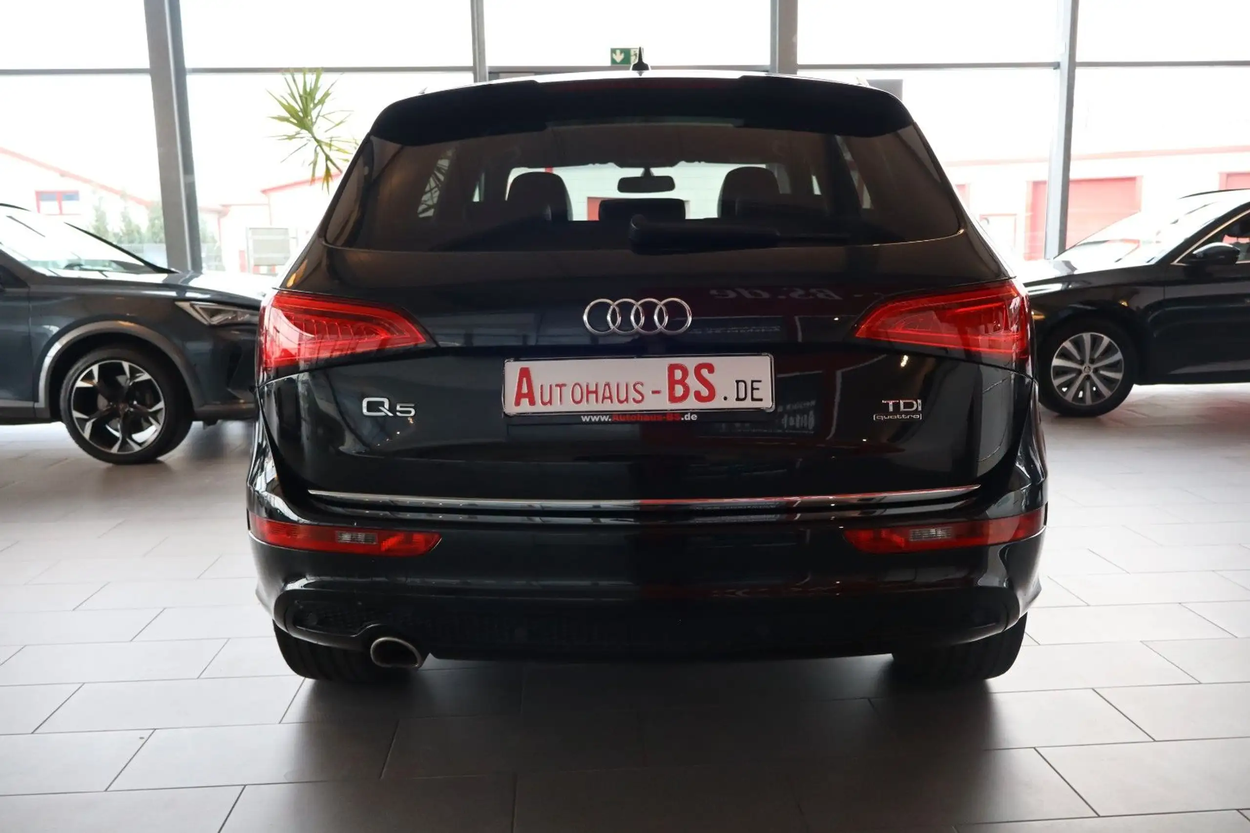 Audi - Q5