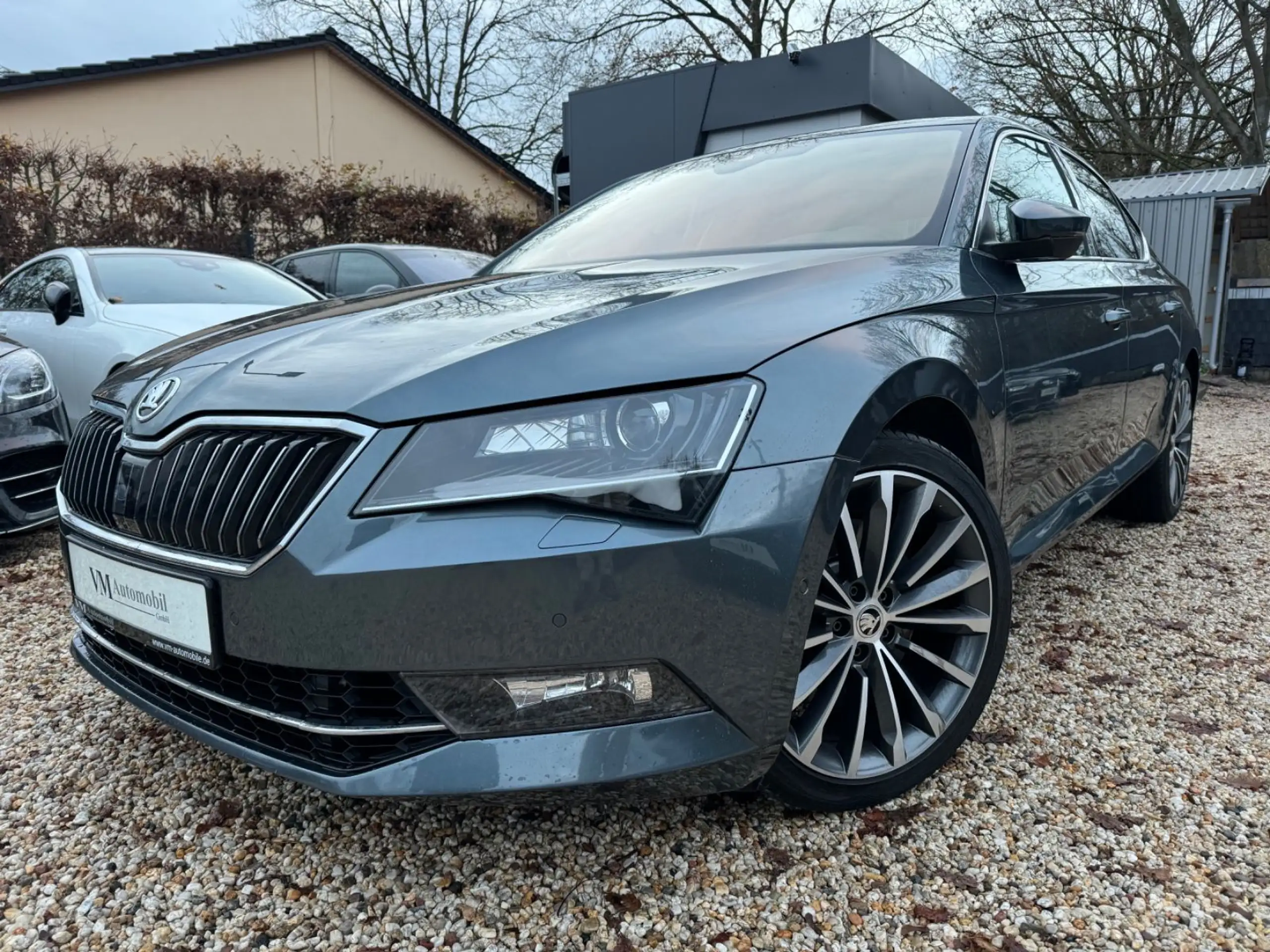 Skoda - Superb