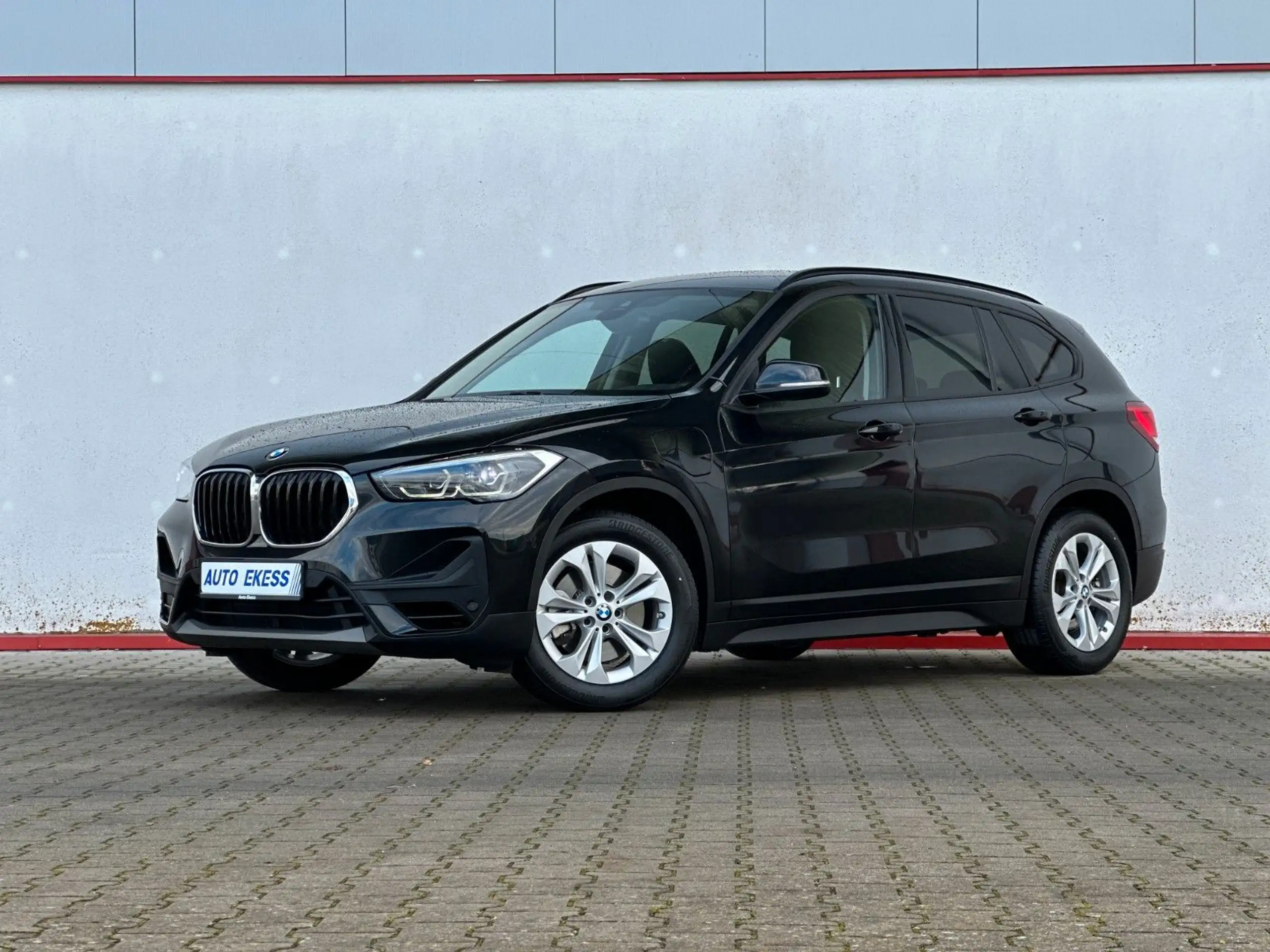 BMW - X1