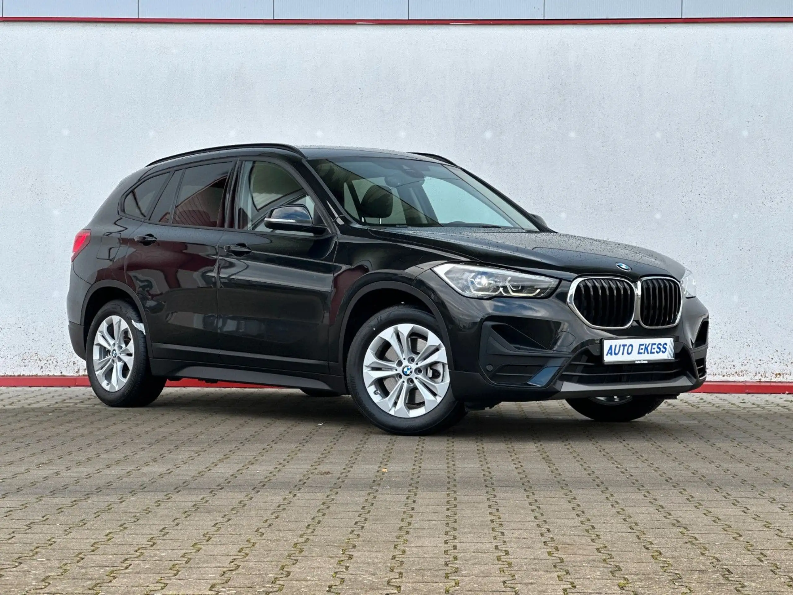 BMW - X1