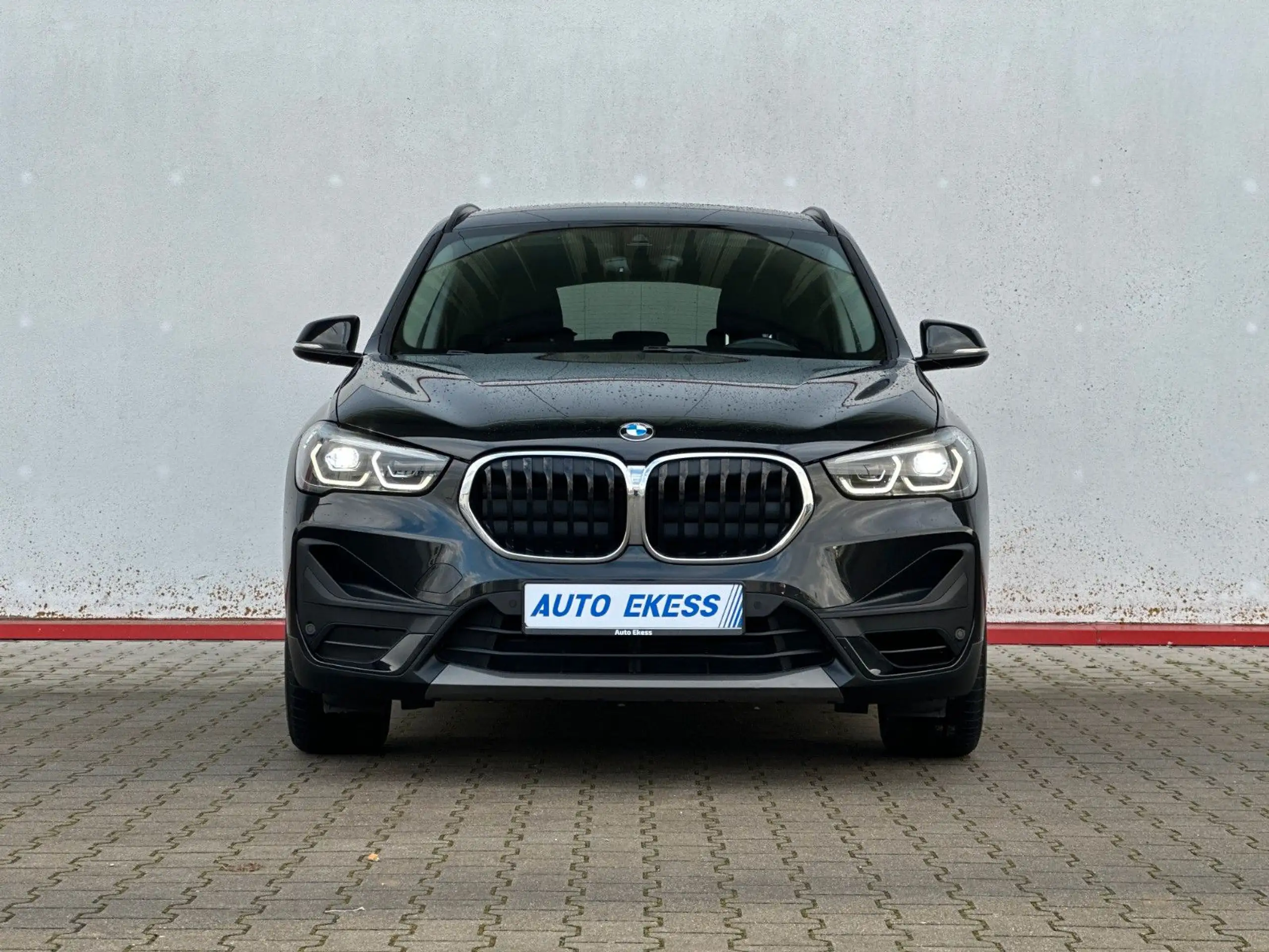 BMW - X1