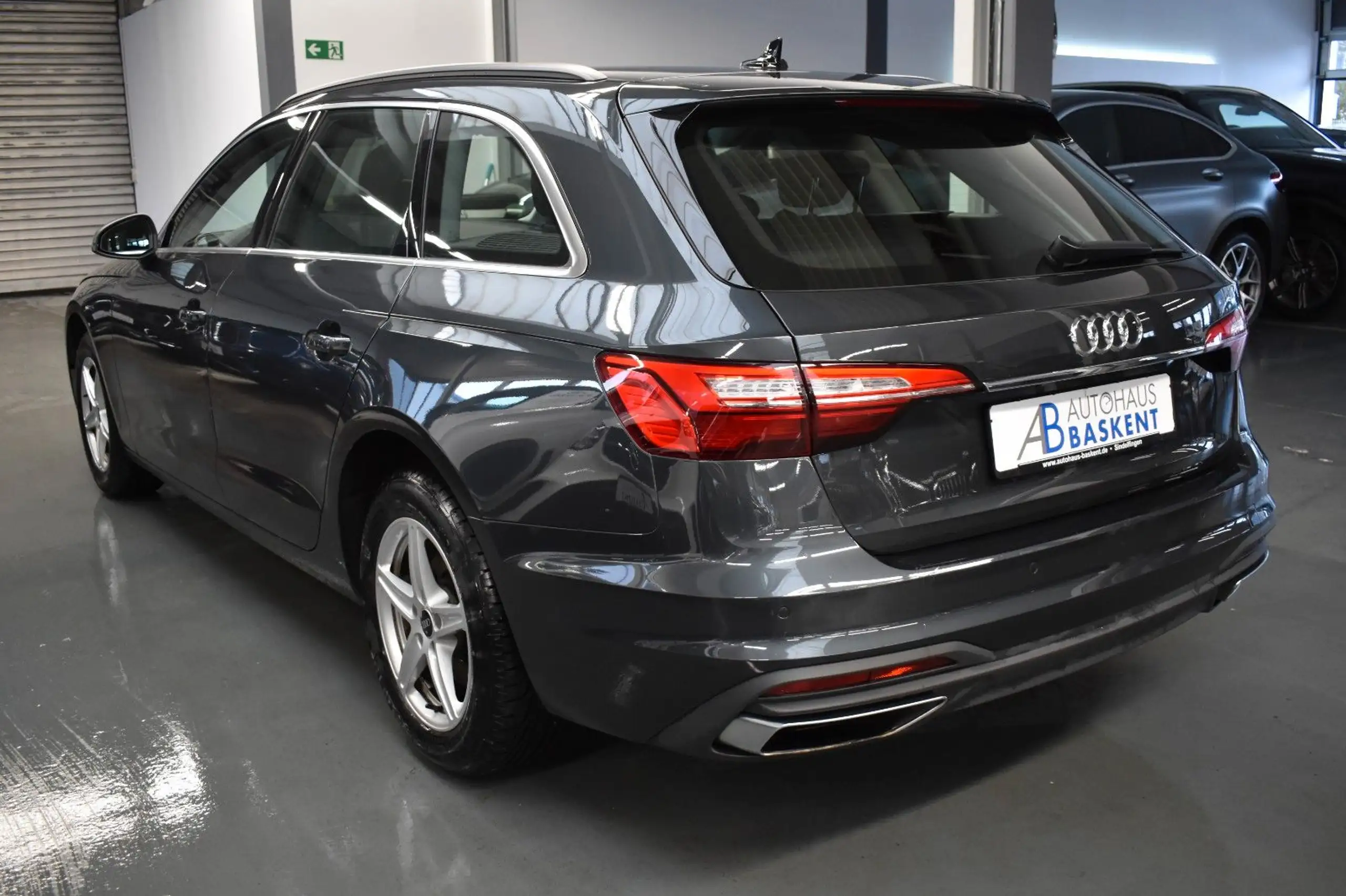 Audi - A4