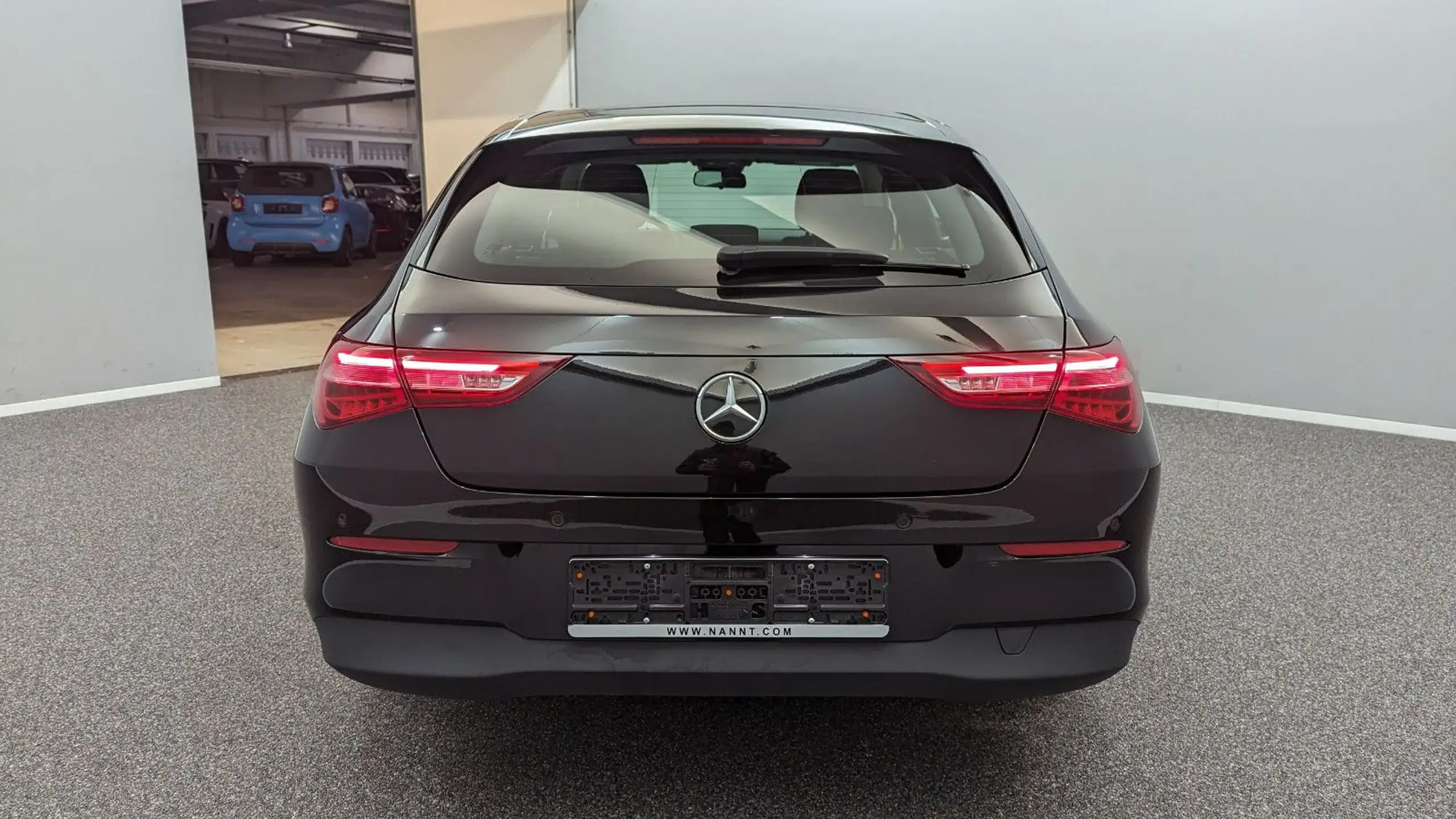 Mercedes-Benz - CLA 180