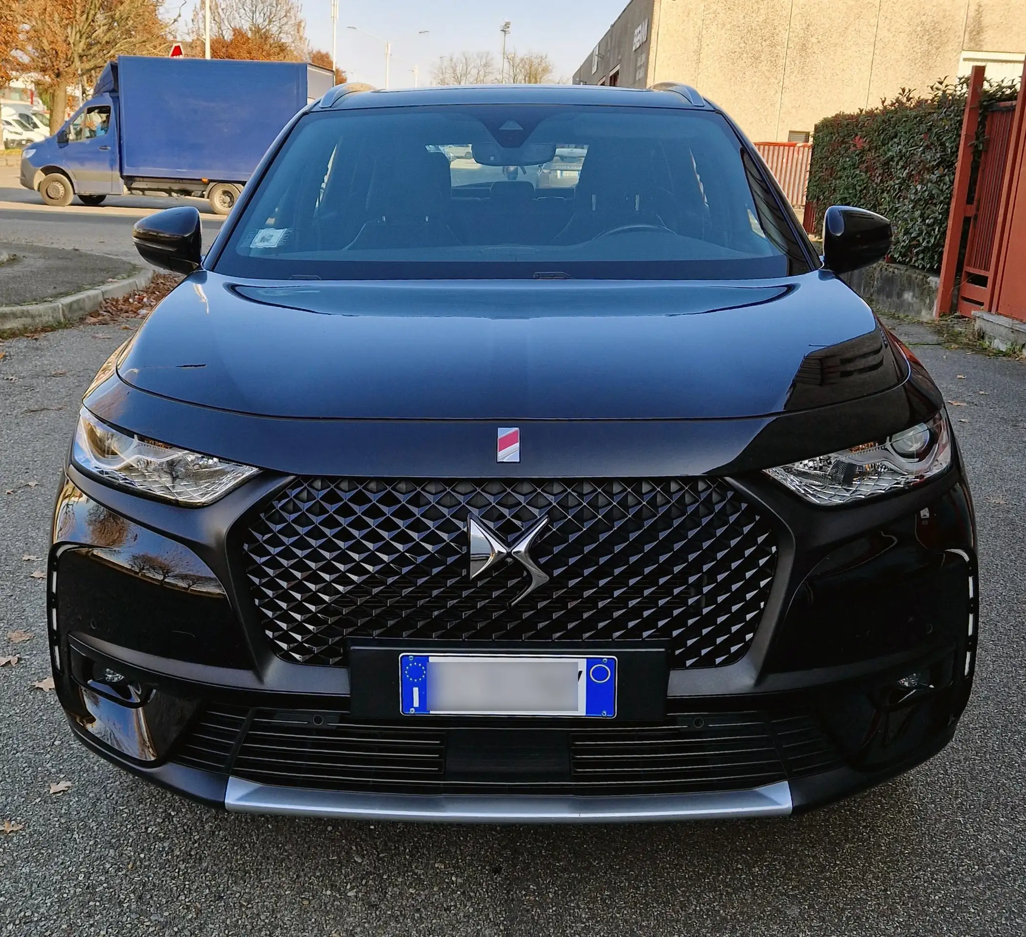 DS Automobiles - DS 7 Crossback