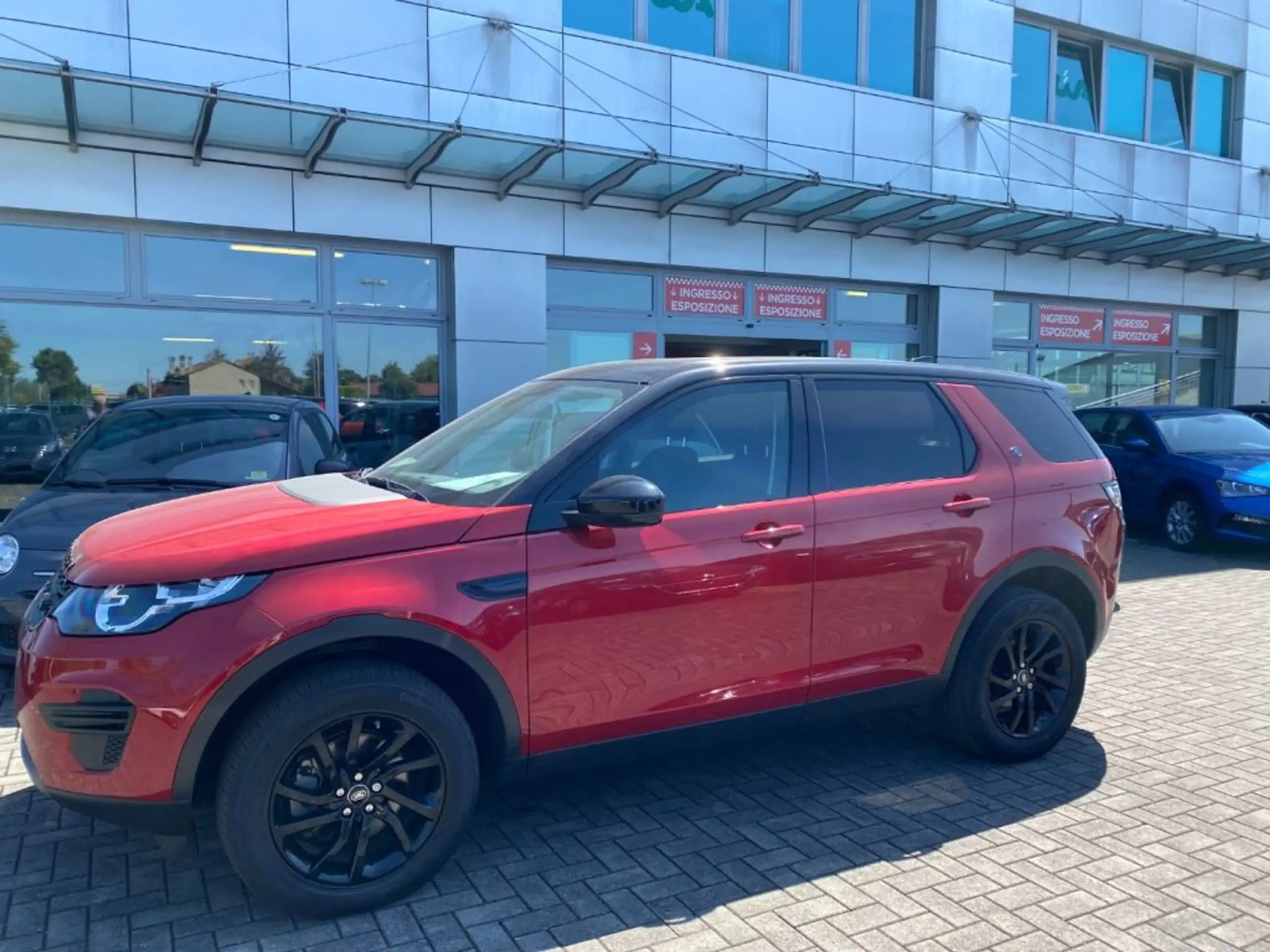 Land Rover - Discovery Sport