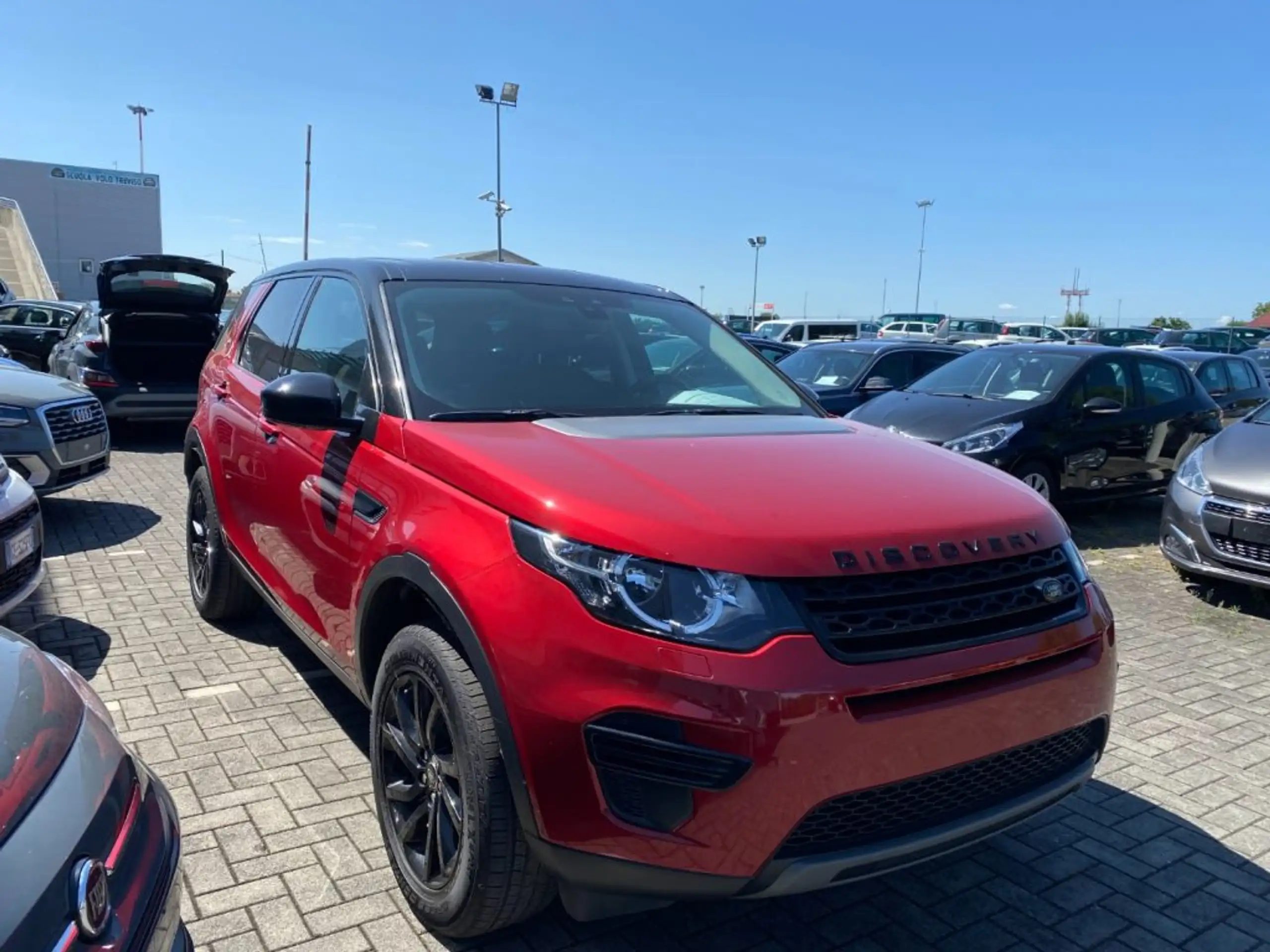 Land Rover - Discovery Sport