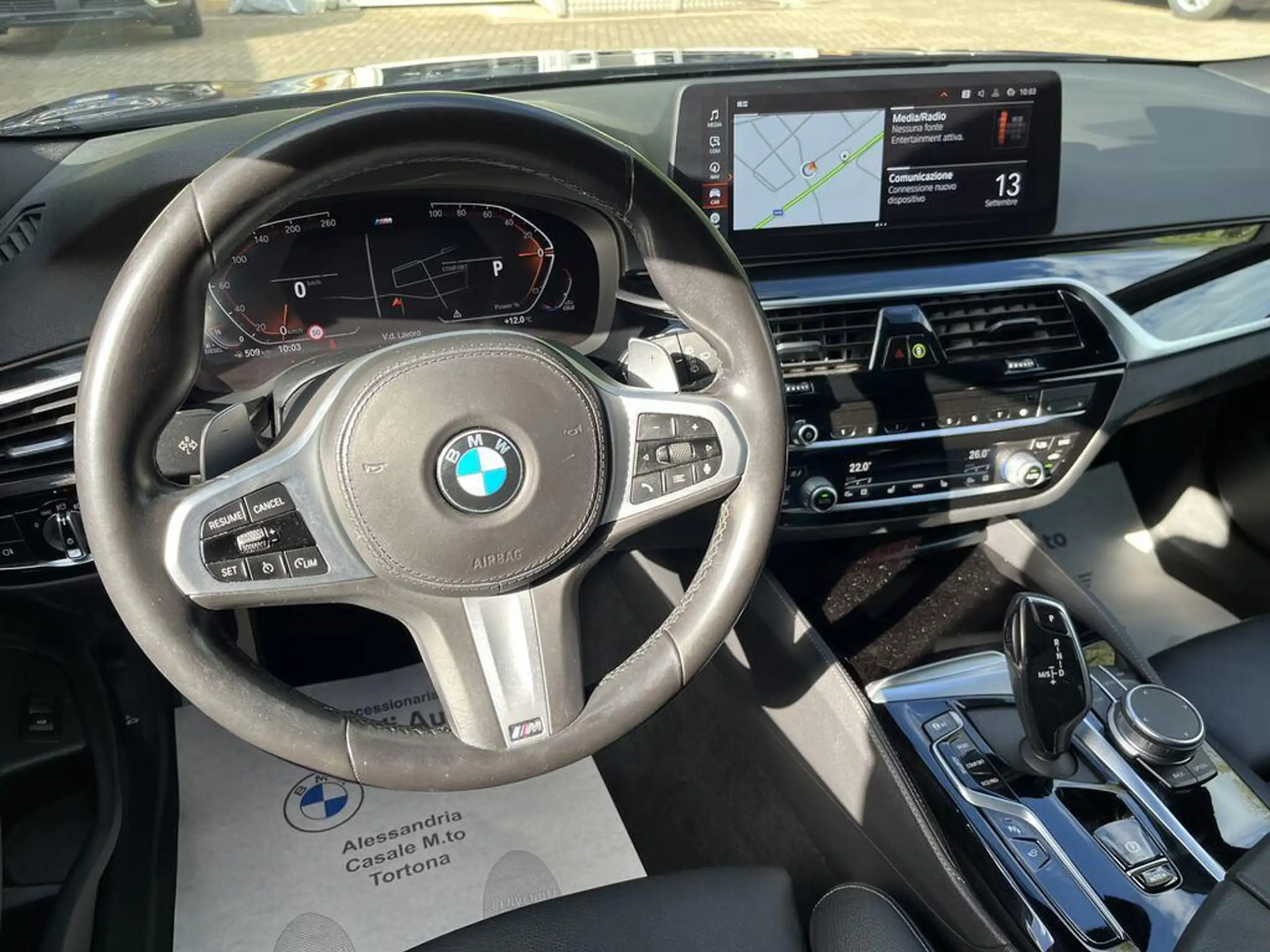 BMW - 530