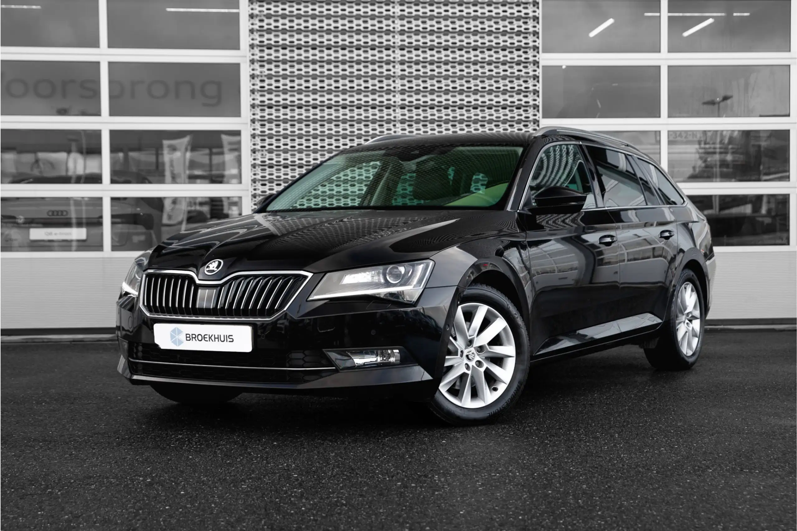 Skoda - Superb