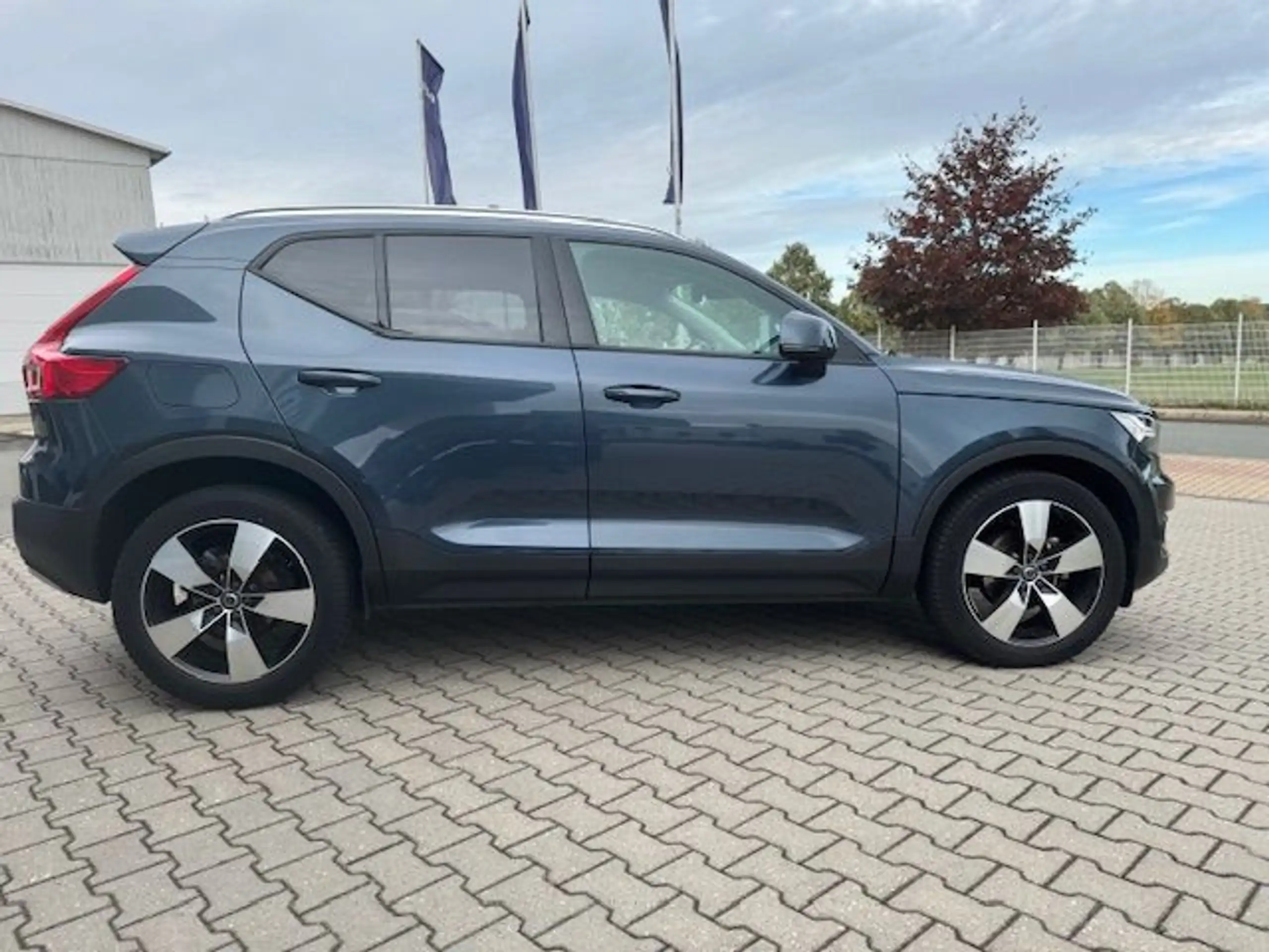 Volvo - XC40