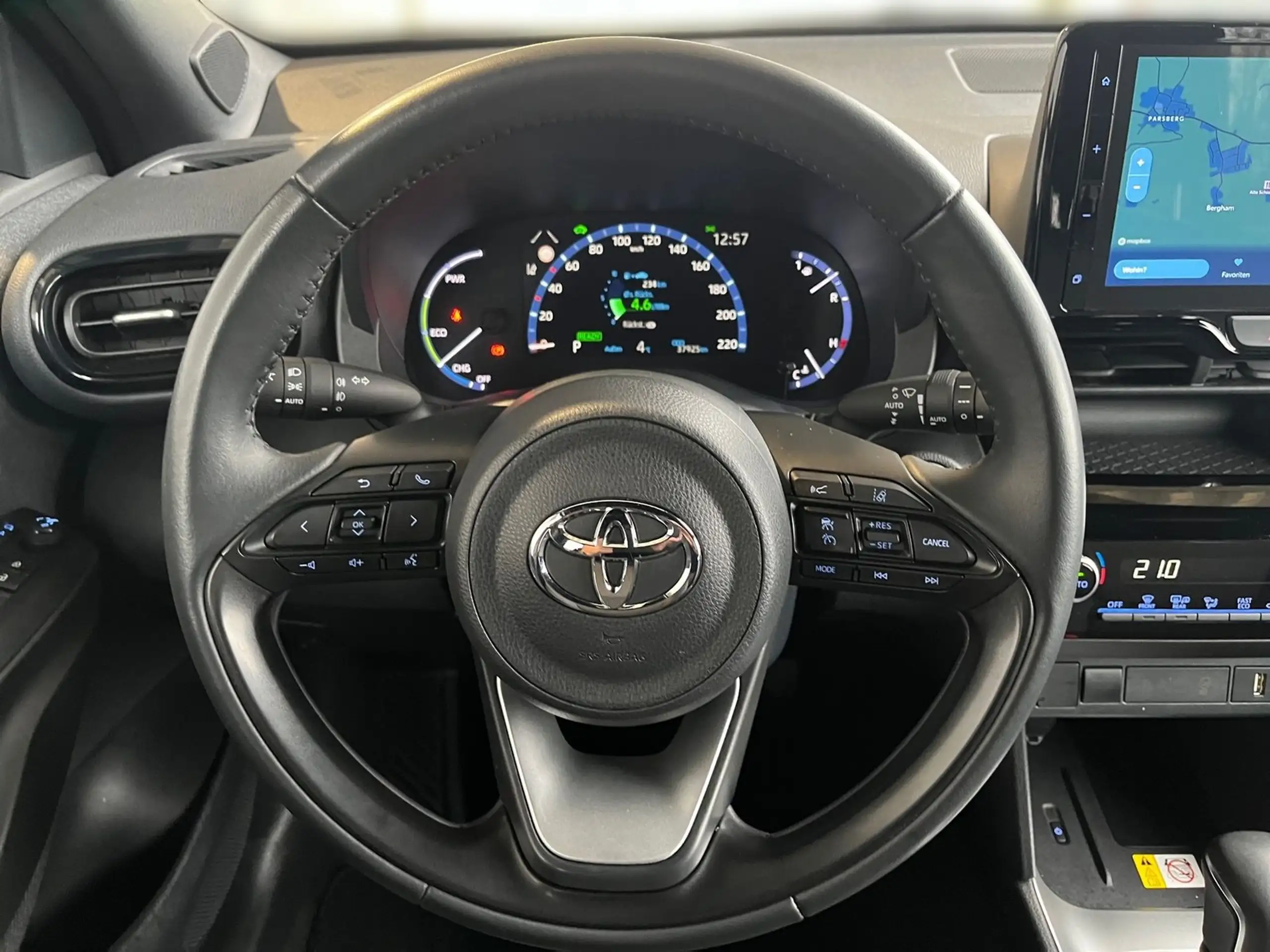 Toyota - Yaris Cross