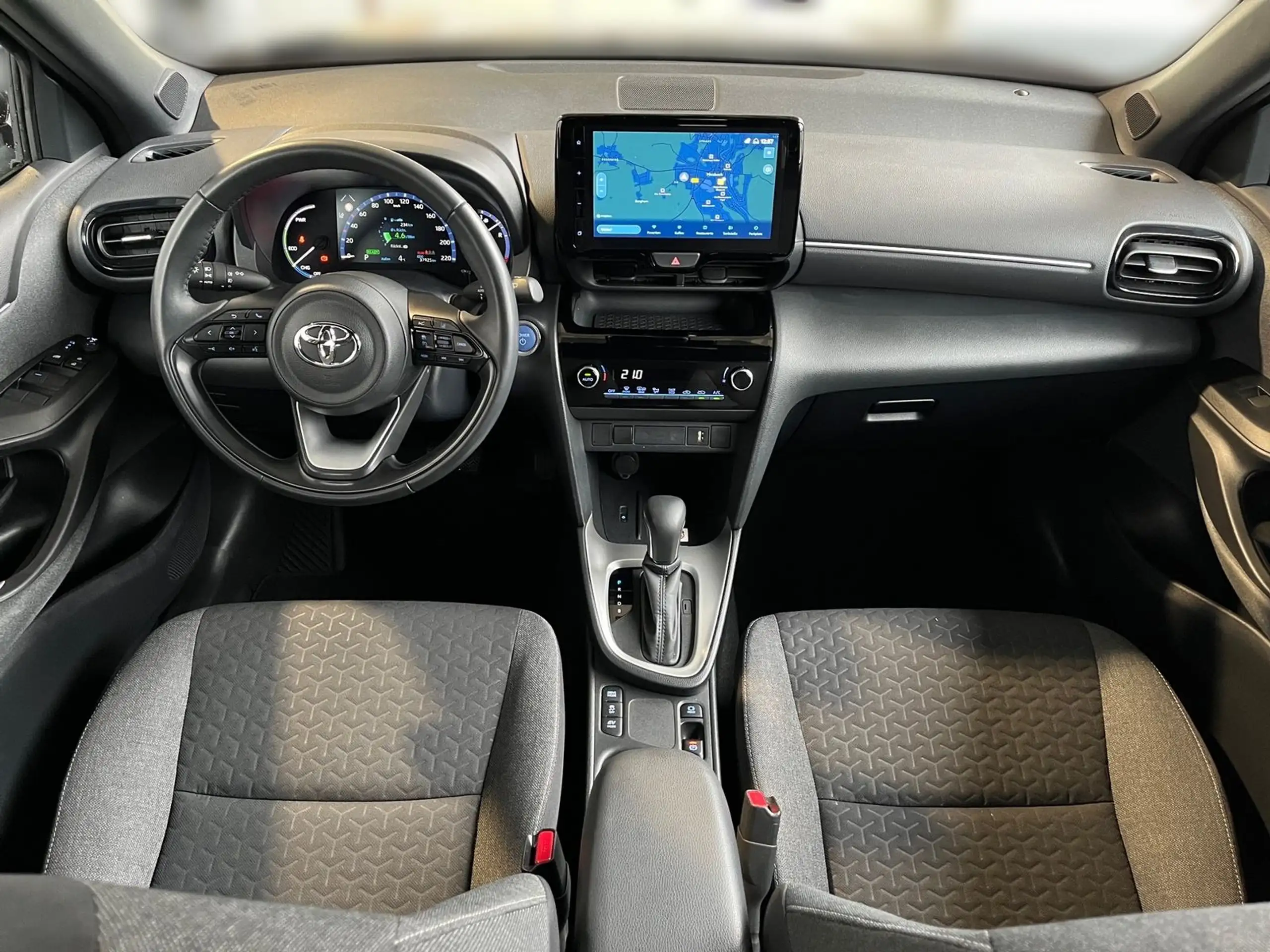 Toyota - Yaris Cross