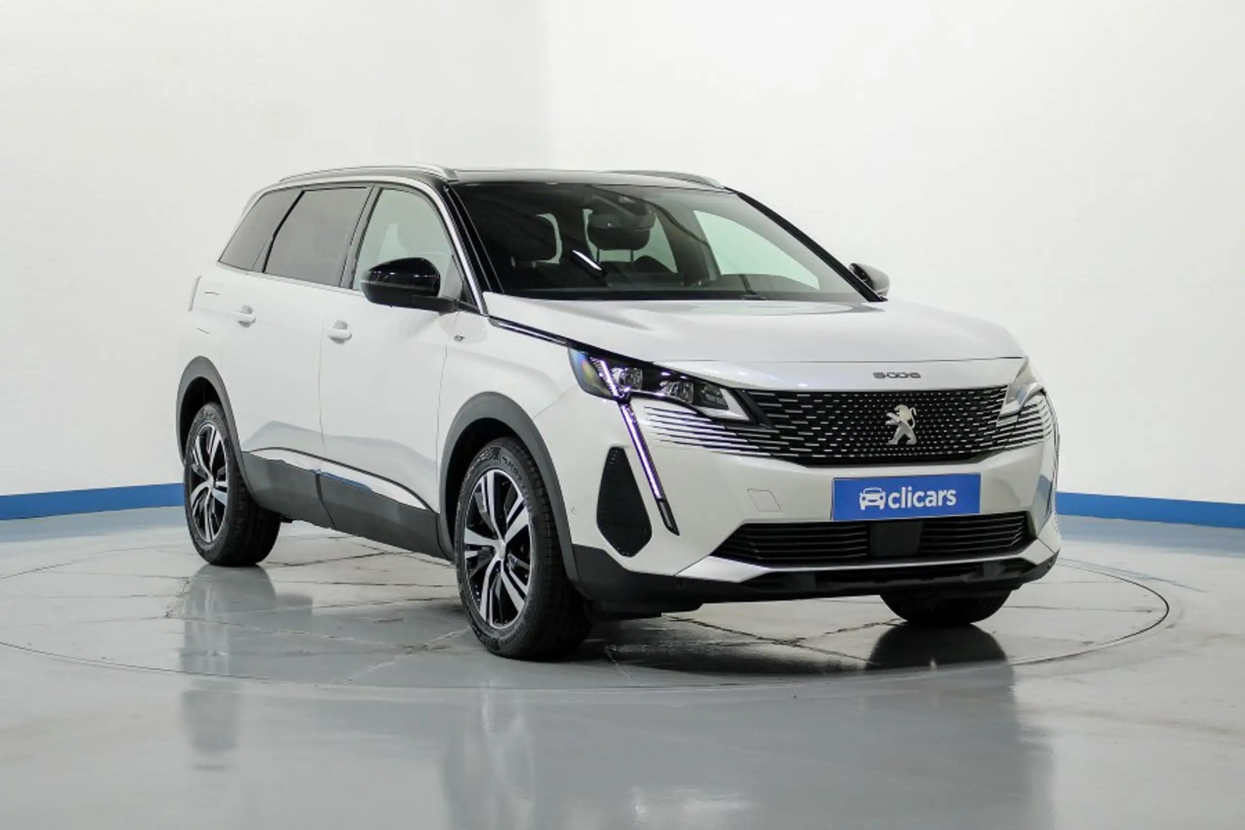 Peugeot - 5008