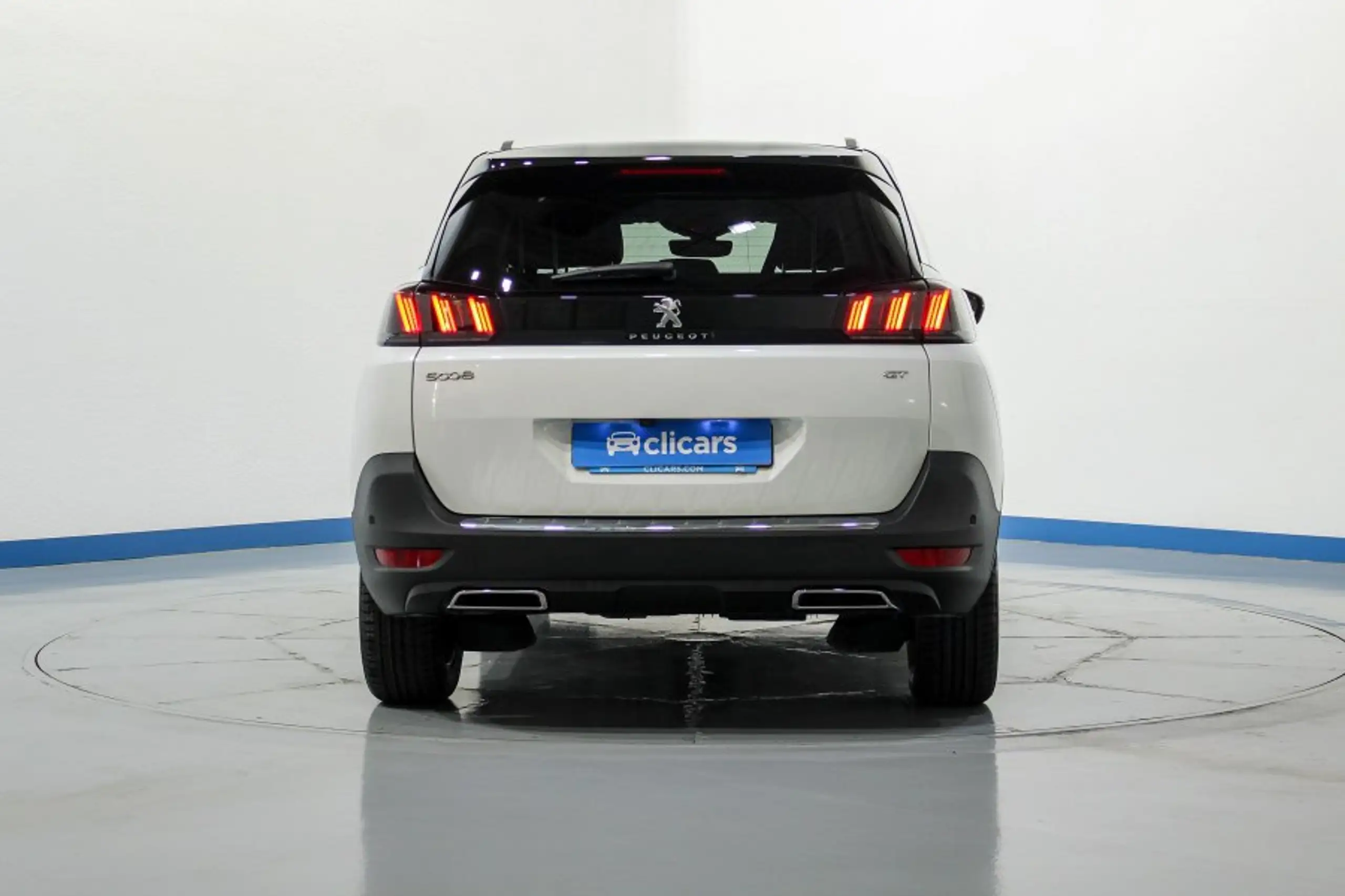 Peugeot - 5008