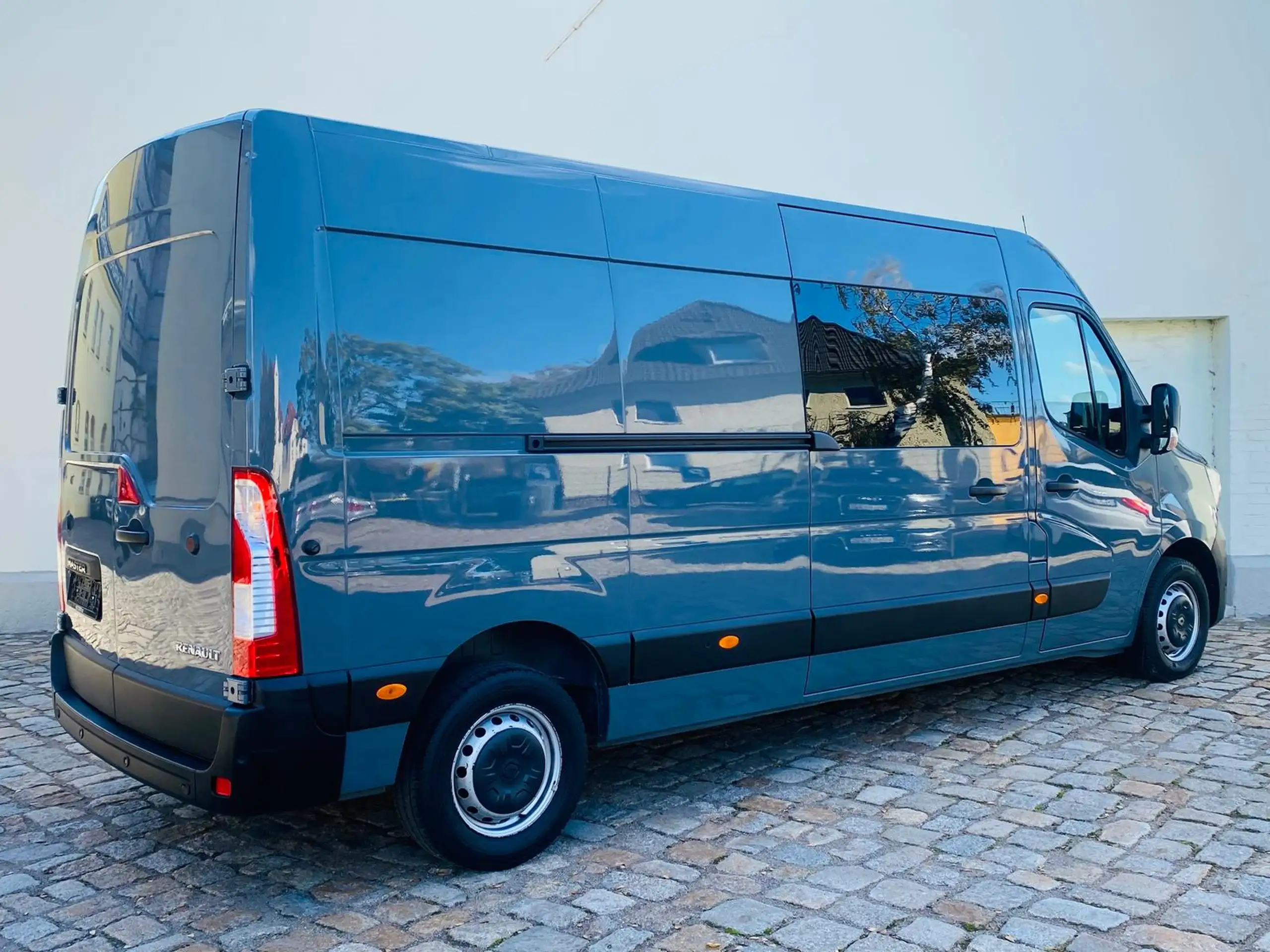 Renault - Master