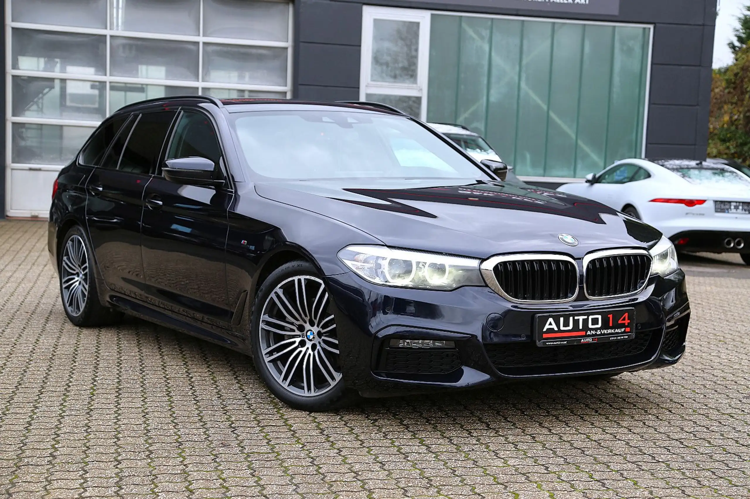 BMW - 520