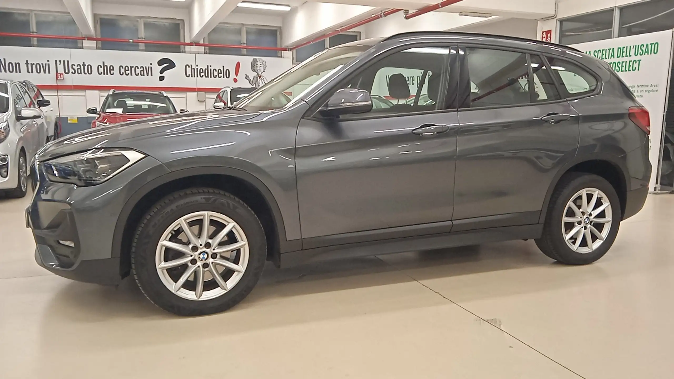 BMW - X1