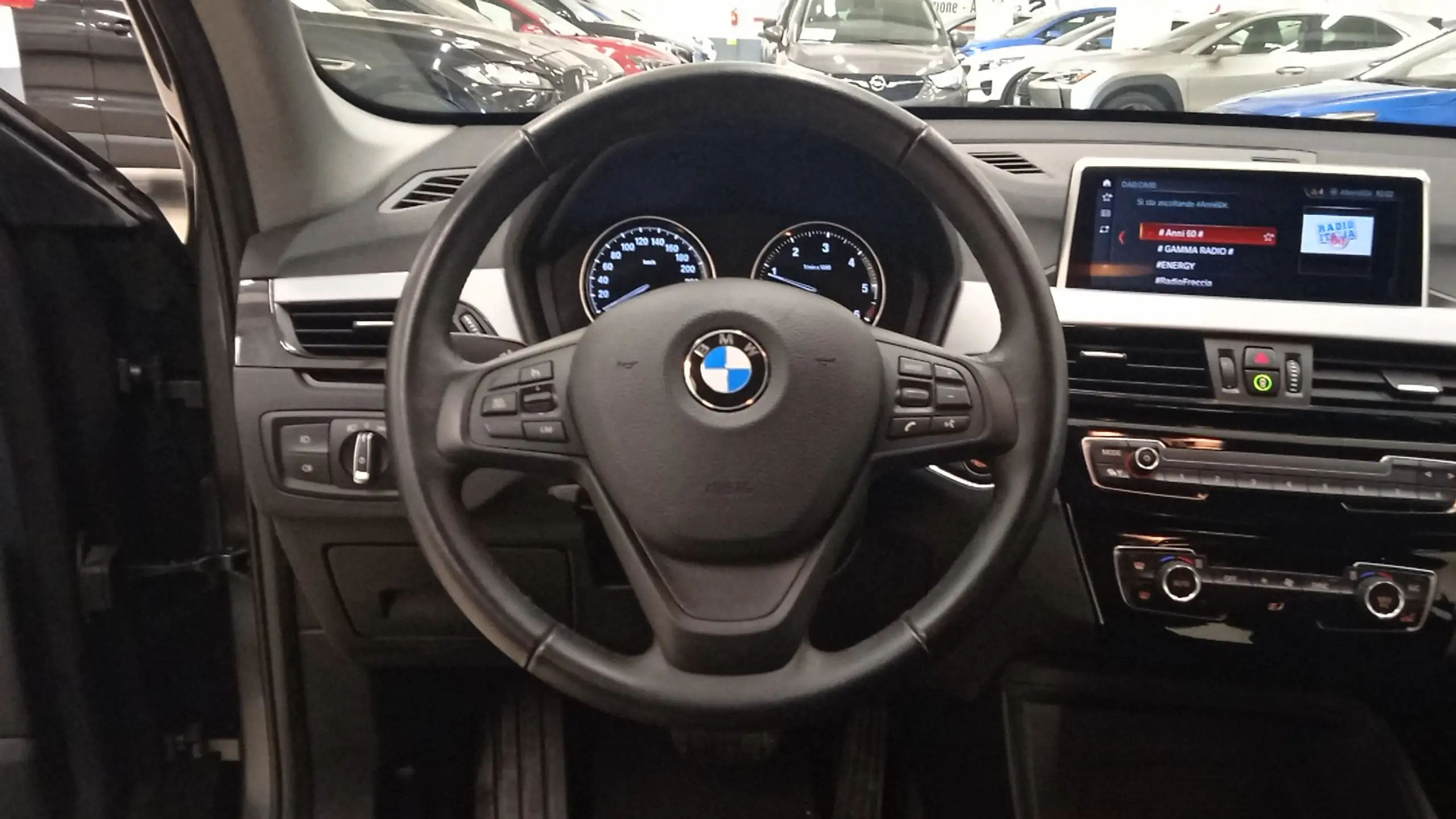 BMW - X1