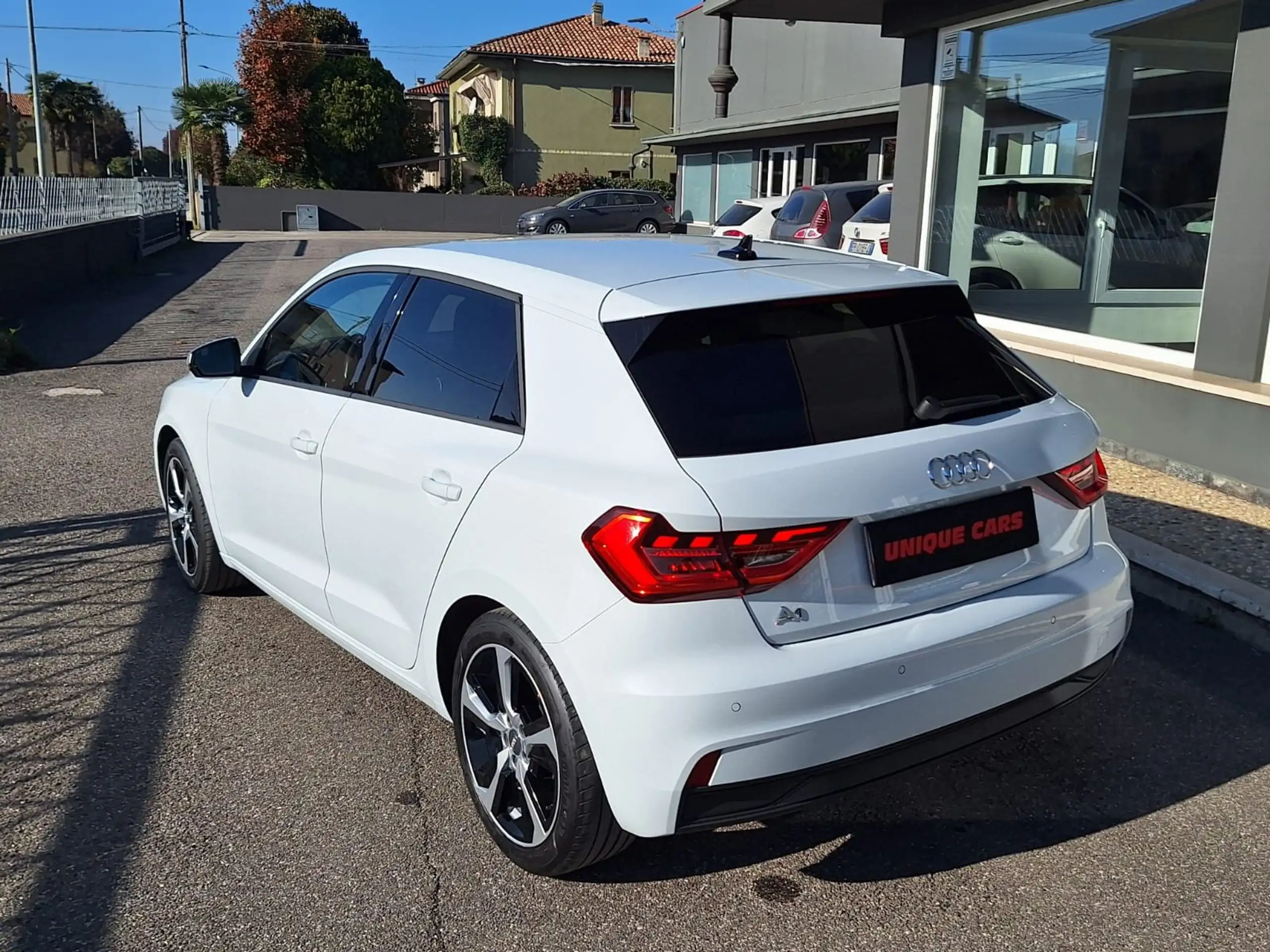 Audi - A1