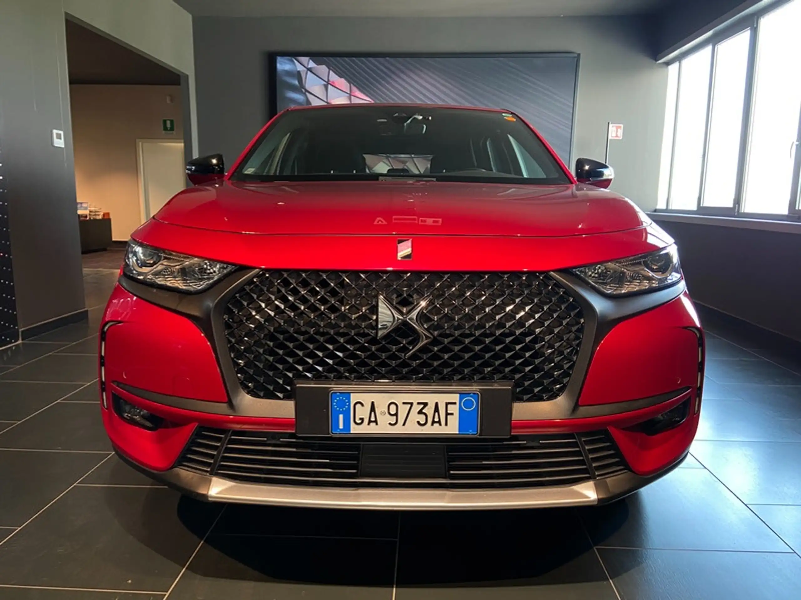 DS Automobiles - DS 7 Crossback