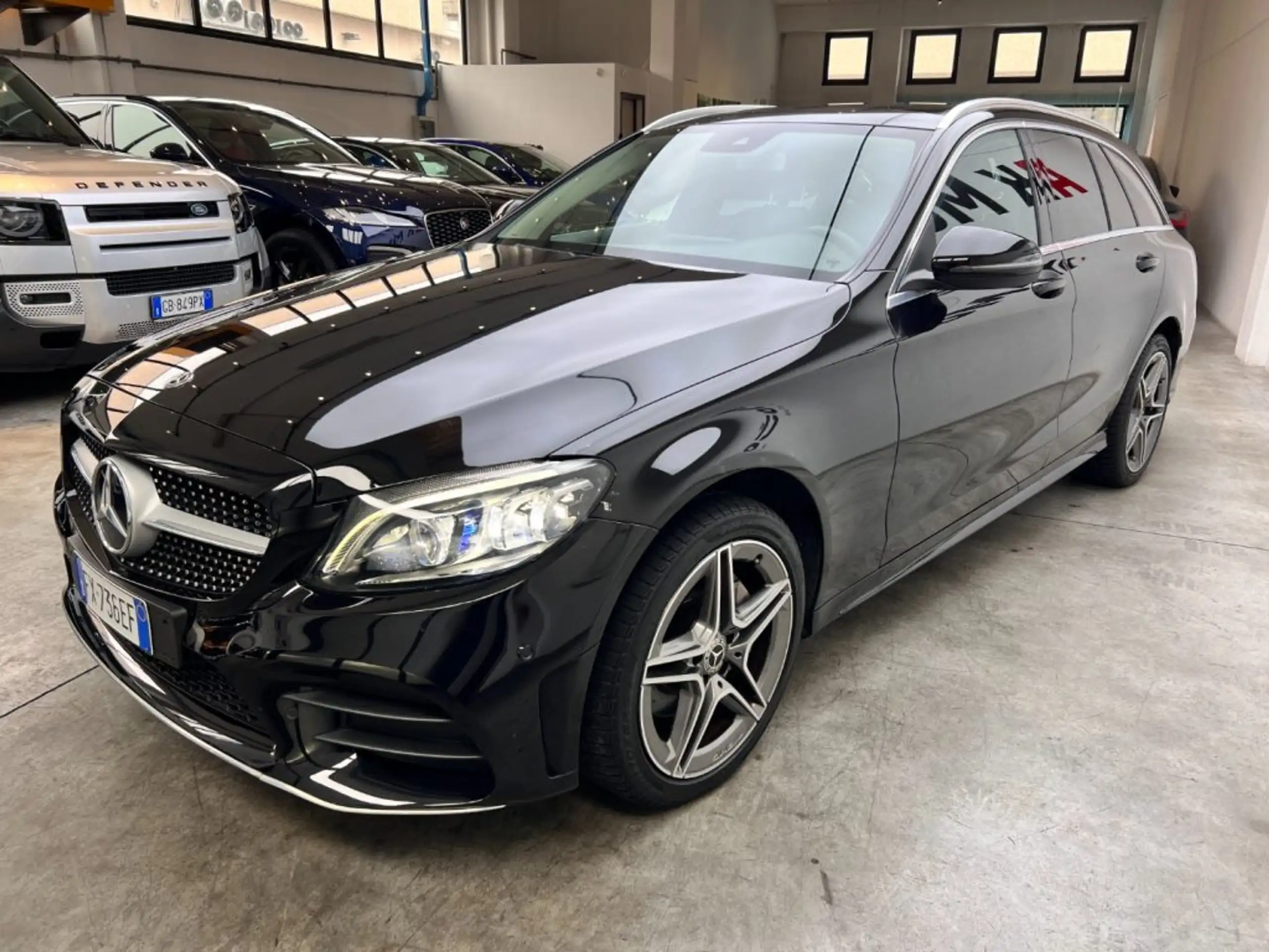 Mercedes-Benz - C 220