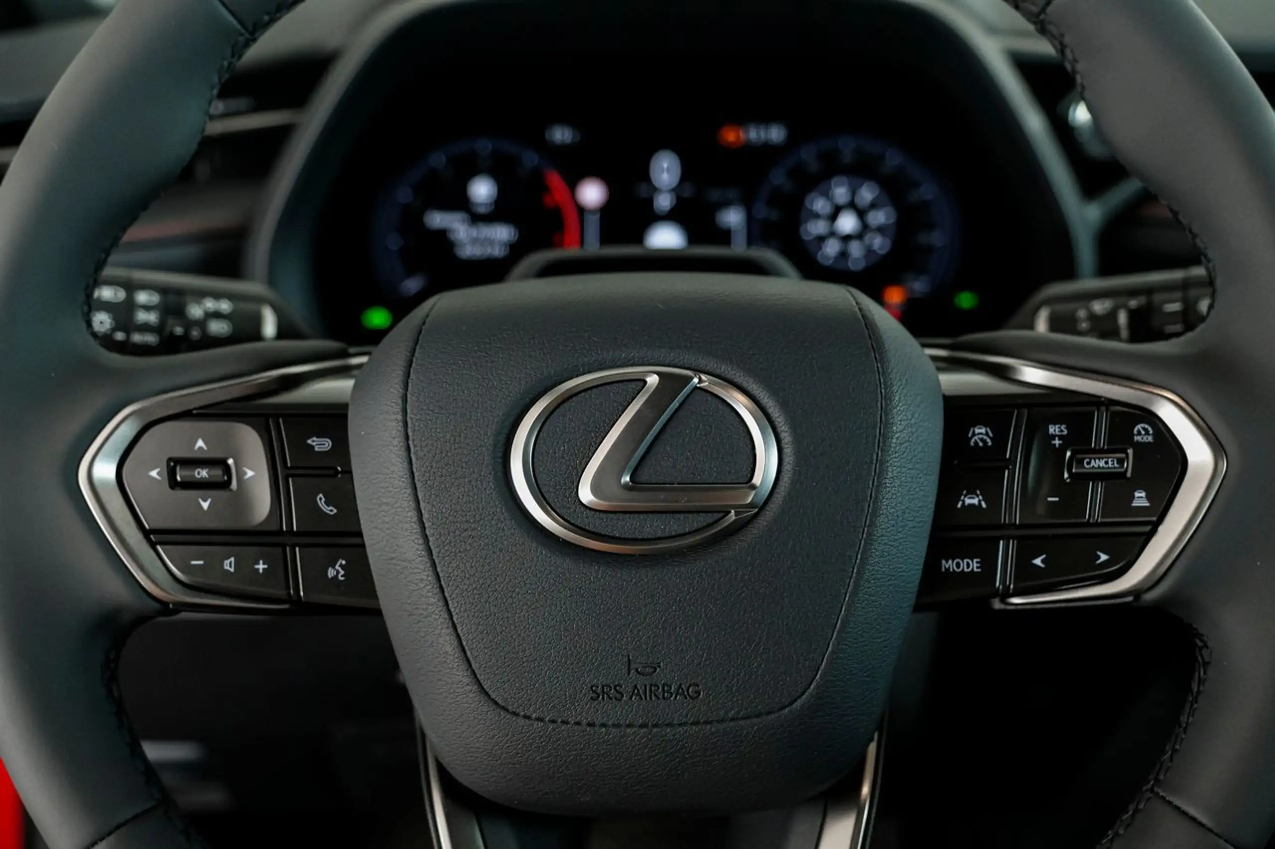 Lexus - LBX